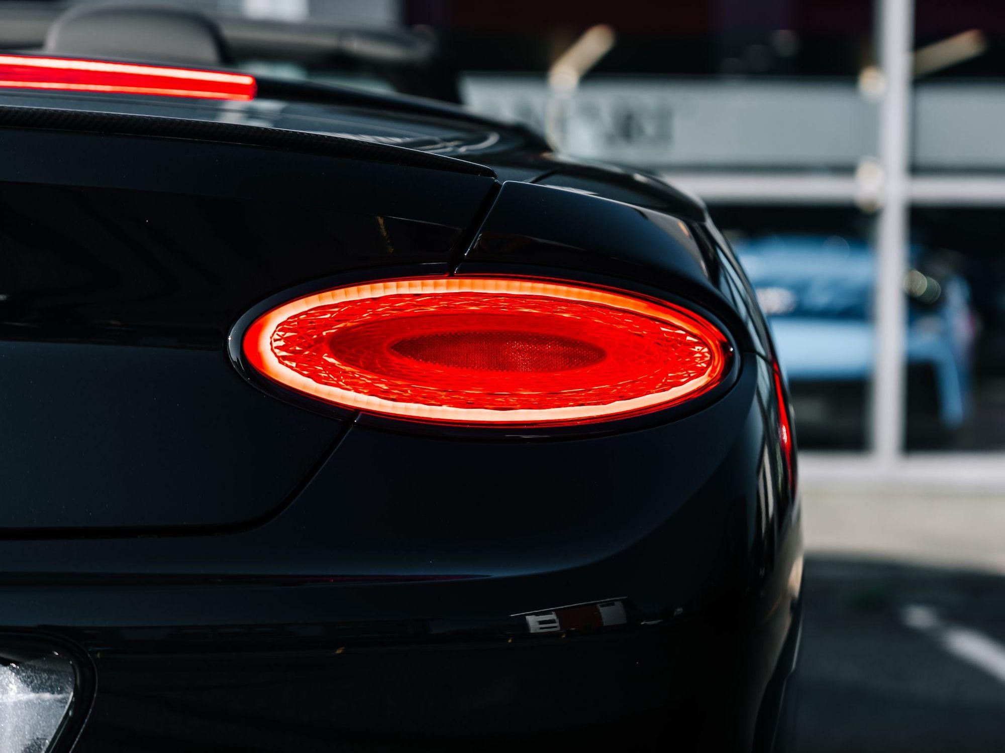 BENTLEY CONTINENTAL GTC CONVERTIBLE 4.0 V8 S 2dr Auto for sale UK - Slide 10