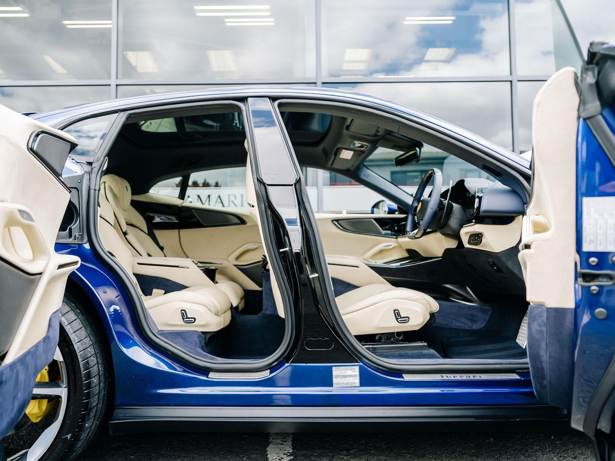 FERRARI PUROSANGUE 4dr Auto for sale UK - Slide 4