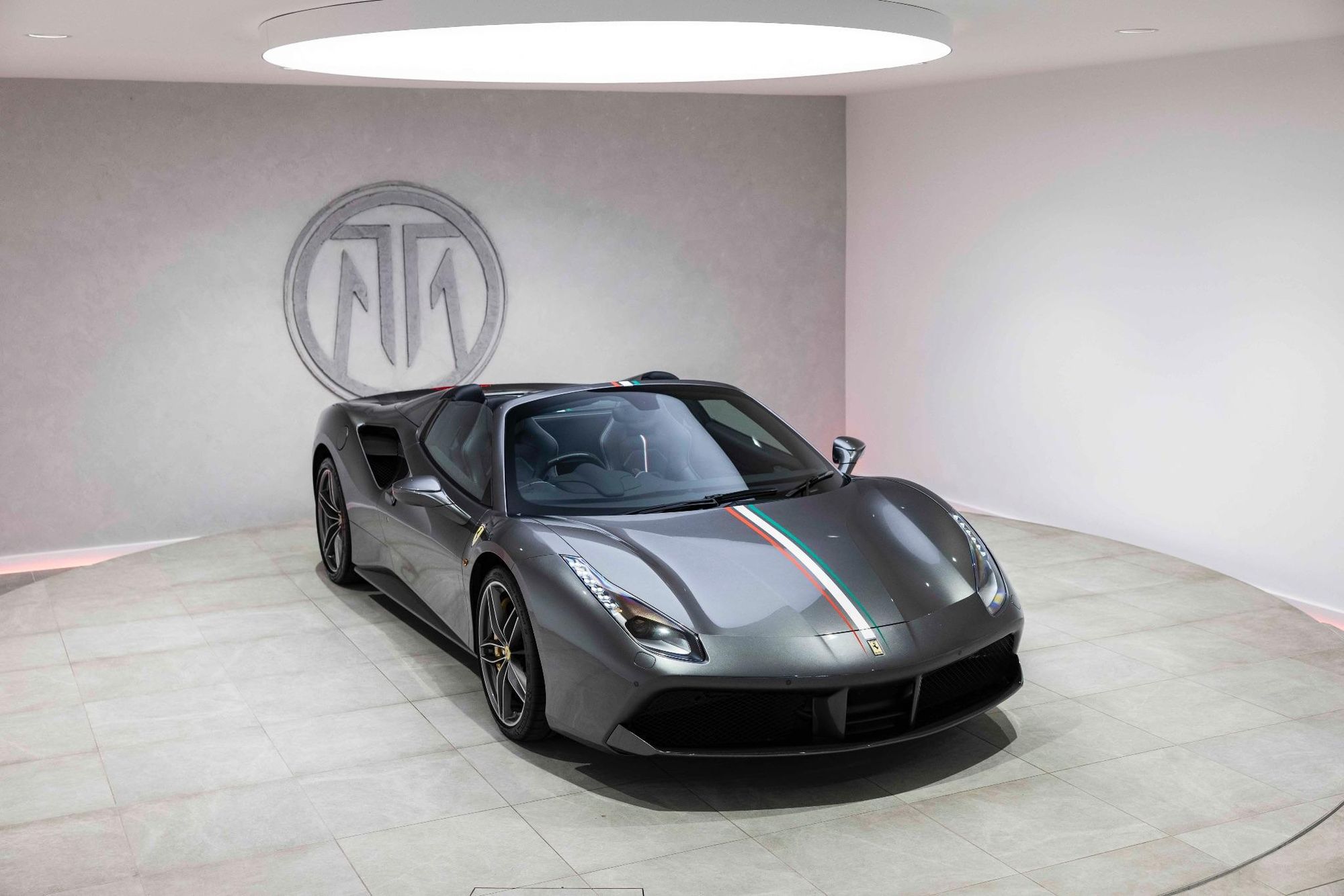 FERRARI 488 CONVERTIBLE Spider 2dr Auto for sale UK - Slide 2