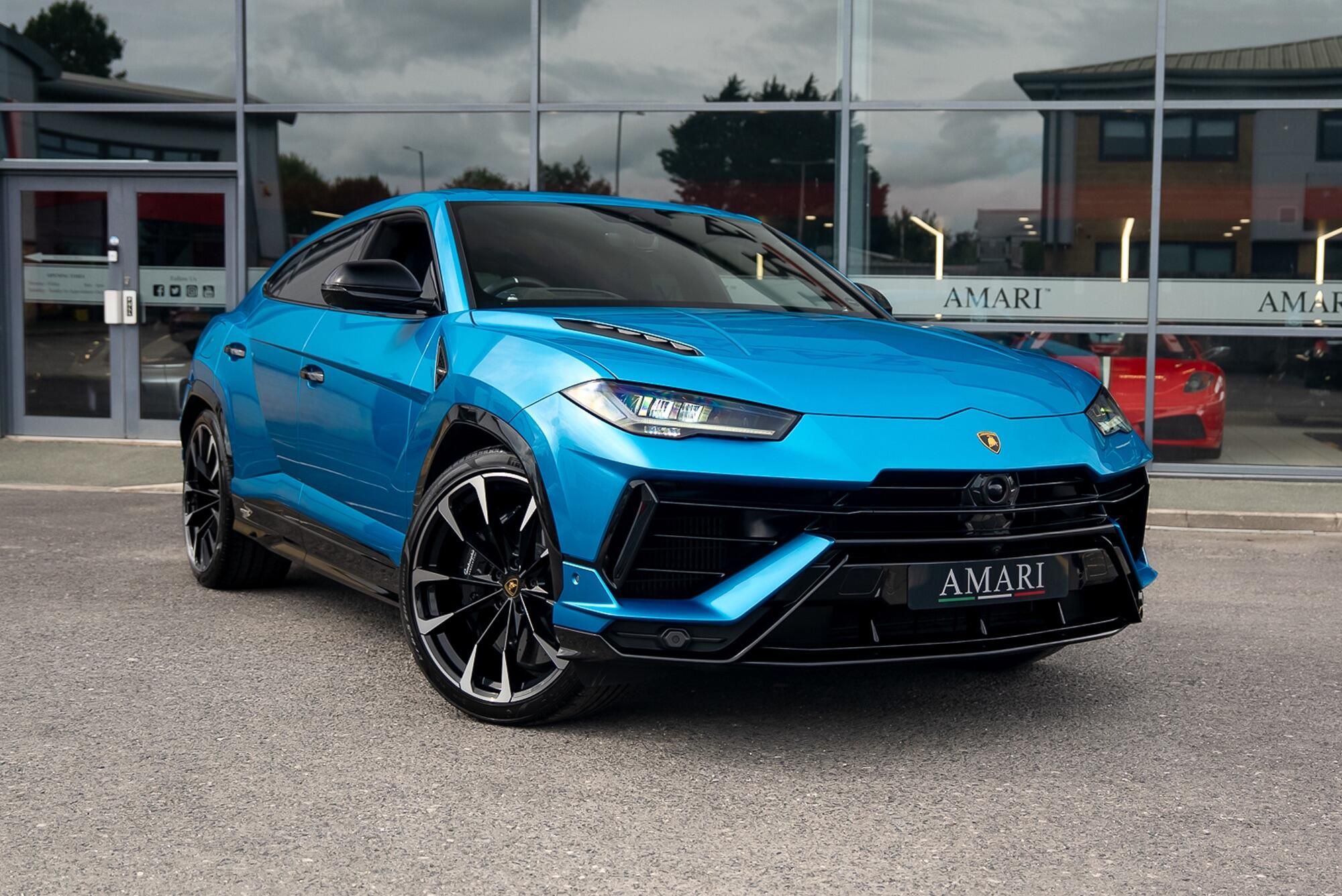LAMBORGHINI URUS ESTATE 4.0T FSI V8 S 5dr Auto for sale UK - Slide 2
