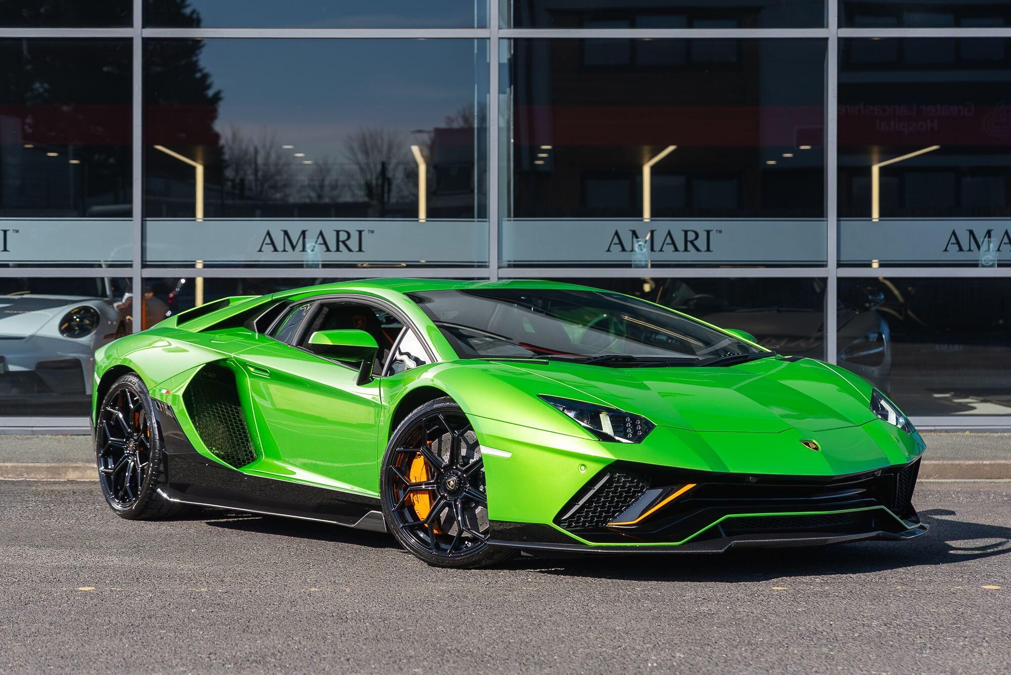 LAMBORGHINI AVENTADOR COUPE LP 780-4 Ultimae 2dr ISR for sale UK - Slide 7