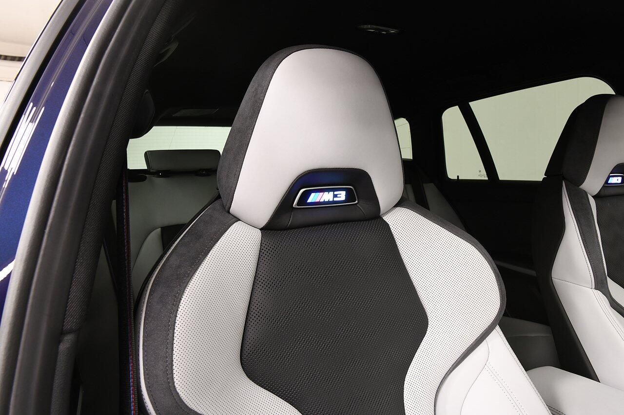 BMW M3 TOURING M3 xDrive 530 Competition M 5dr Step Auto for sale UK - Slide 9