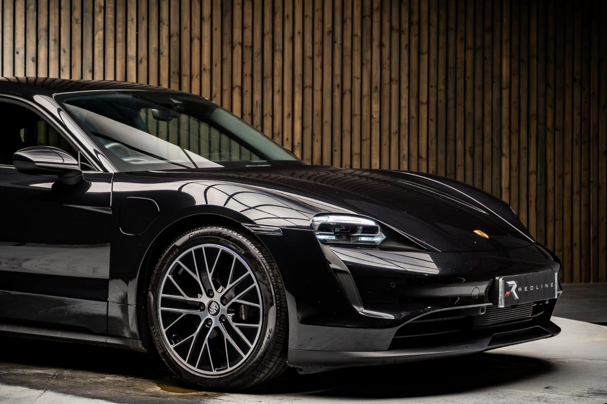 PORSCHE TAYCAN SALOON 350kW 93kWh 4dr RWD Auto [22kW] for sale UK - Slide 10