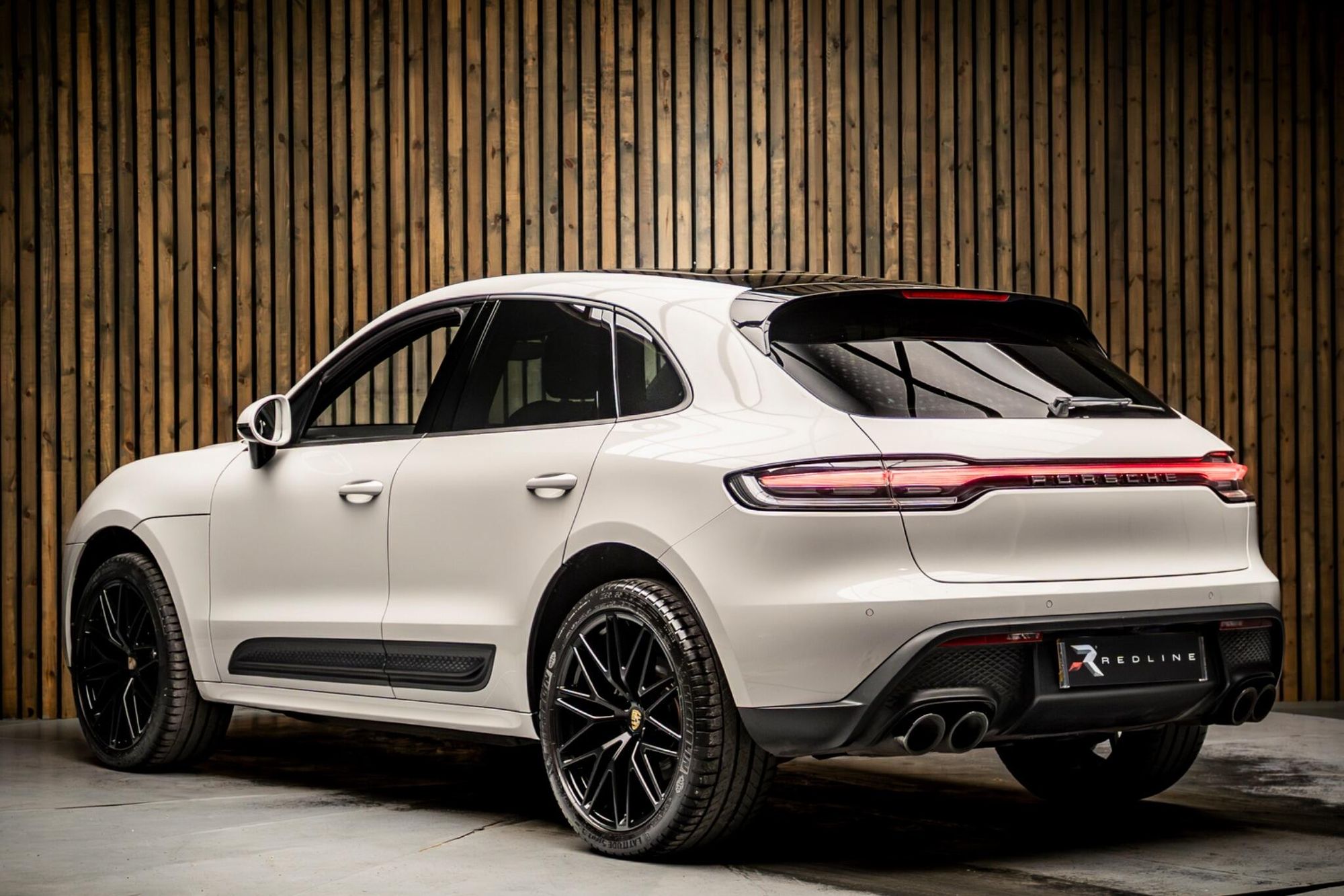 PORSCHE MACAN ESTATE 5dr PDK for sale UK - Slide 3