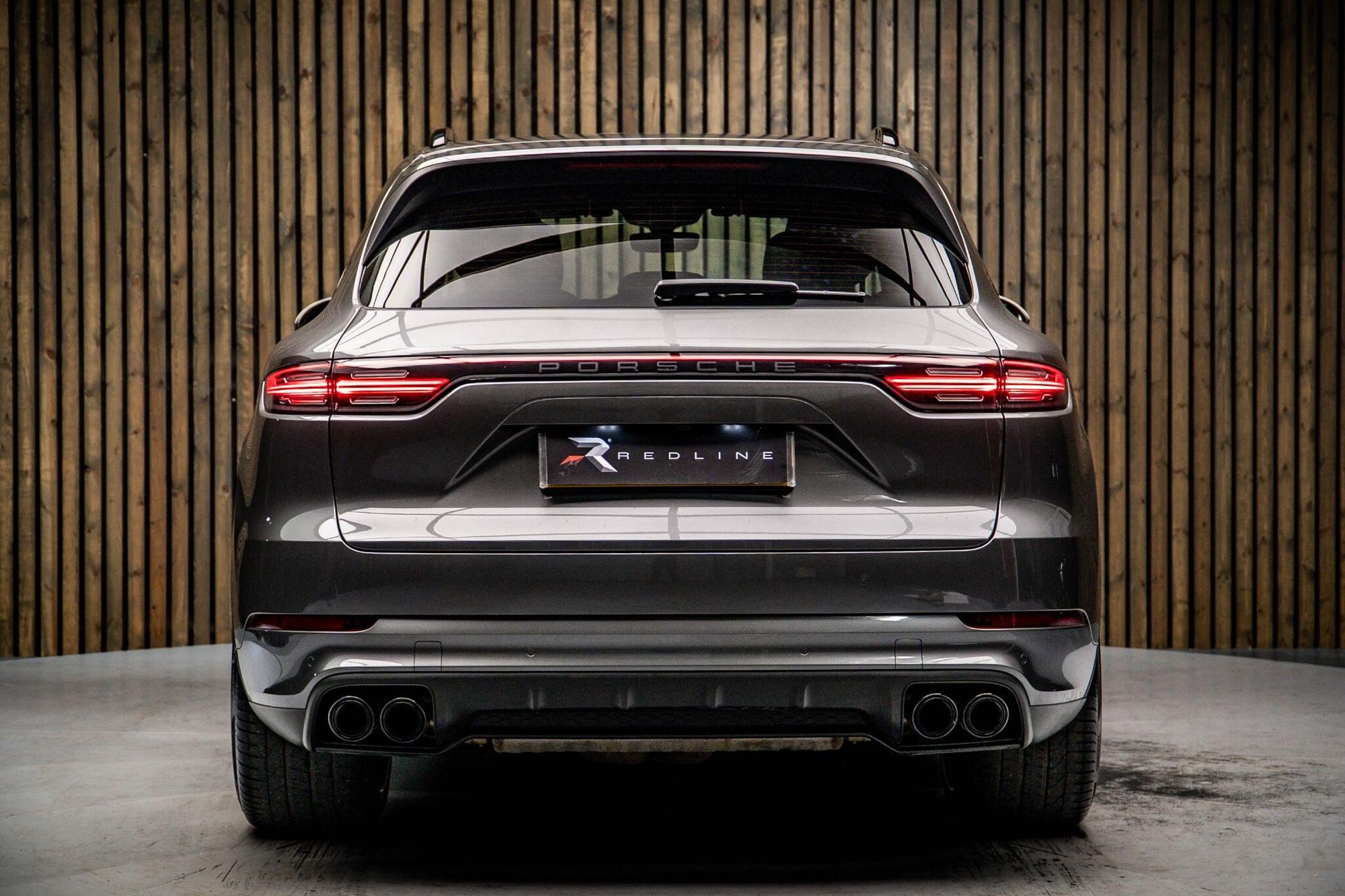 Porsche Cayenne 3.0 V6 Black Edition Tiptronic S 5 Door Auto for sale UK - Slide 6