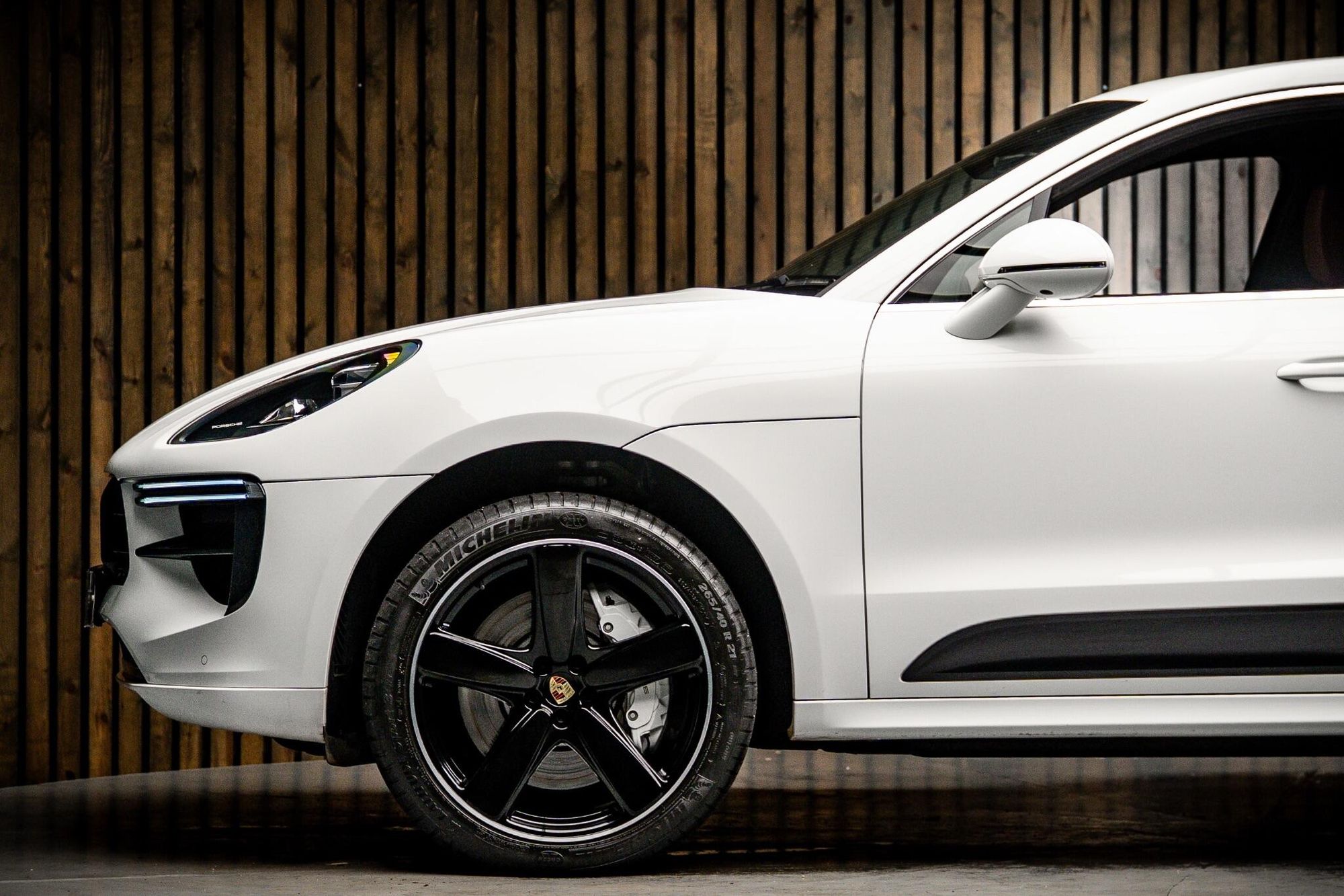 PORSCHE MACAN ESTATE Turbo 5dr PDK for sale UK - Slide 9