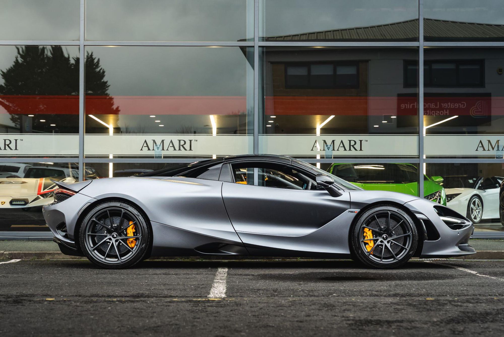 MCLAREN 750 S SPIDER V8 2dr SSG Auto for sale UK - Slide 5