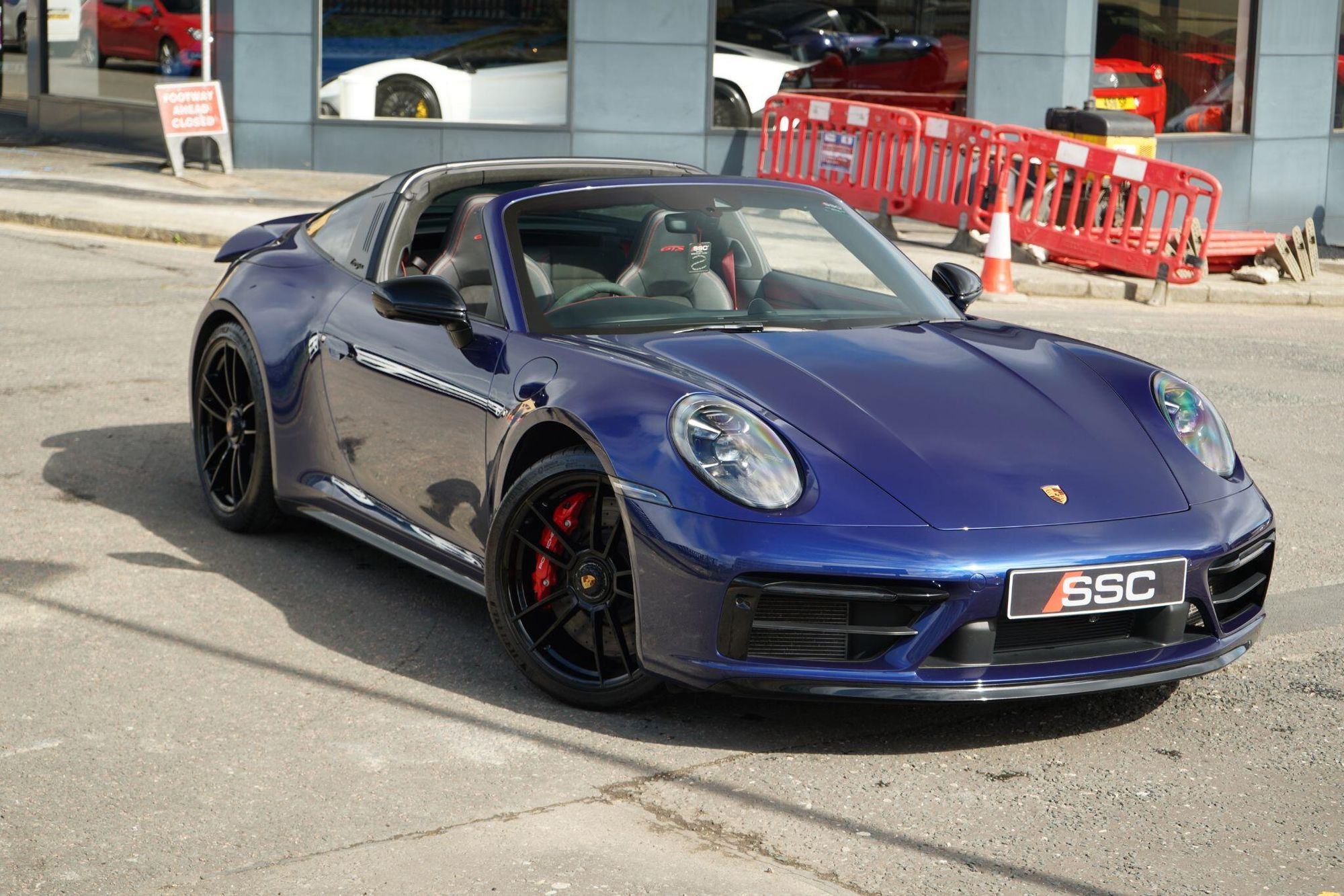 PORSCHE 911 [992] CARRERA 4 CABRIOLET GTS 2dr PDK for sale UK - Slide 3