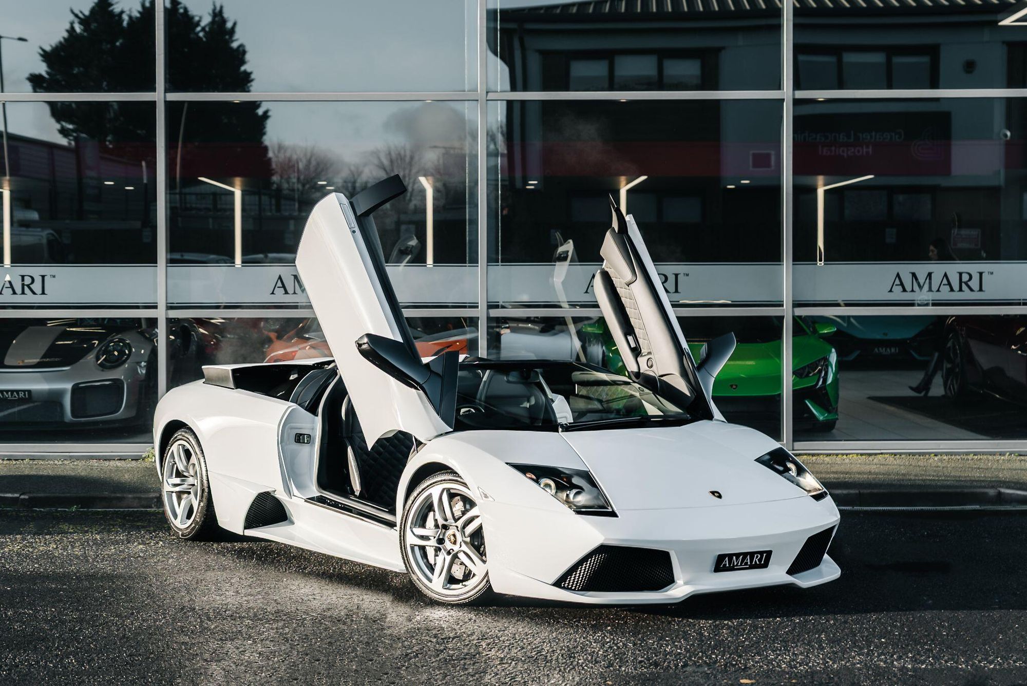 LAMBORGHINI MURCIELAGO ROADSTER LP 640 2dr for sale UK - Slide 3