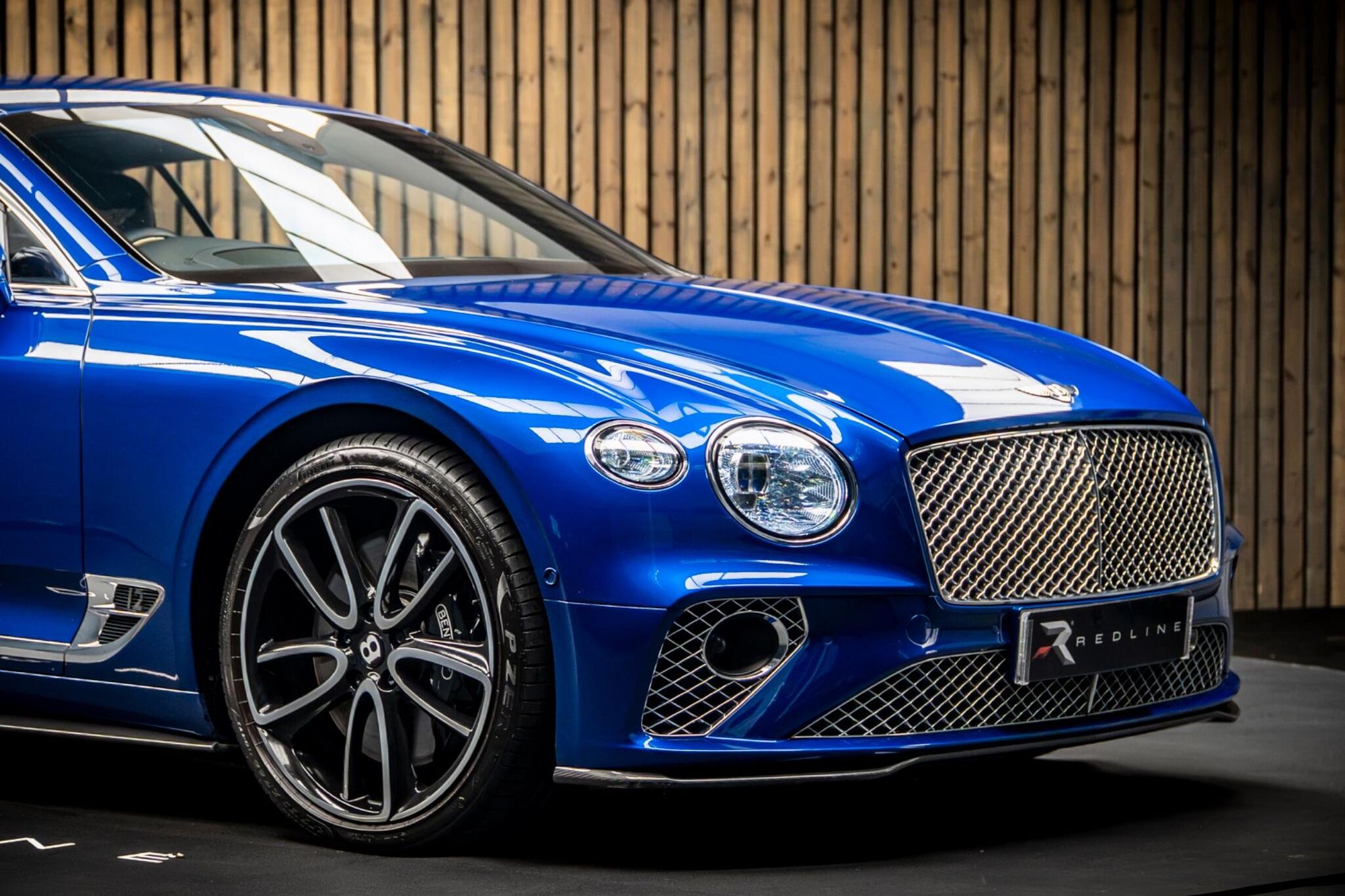 BENTLEY CONTINENTAL GT COUPE 6.0 W12 2dr Auto for sale UK - Slide 8