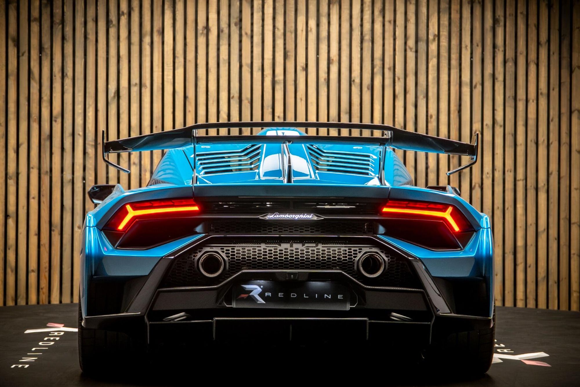 LAMBORGHINI HURACAN EVO COUPE 5.2 V10 640 STO 2dr Auto for sale UK - Slide 6