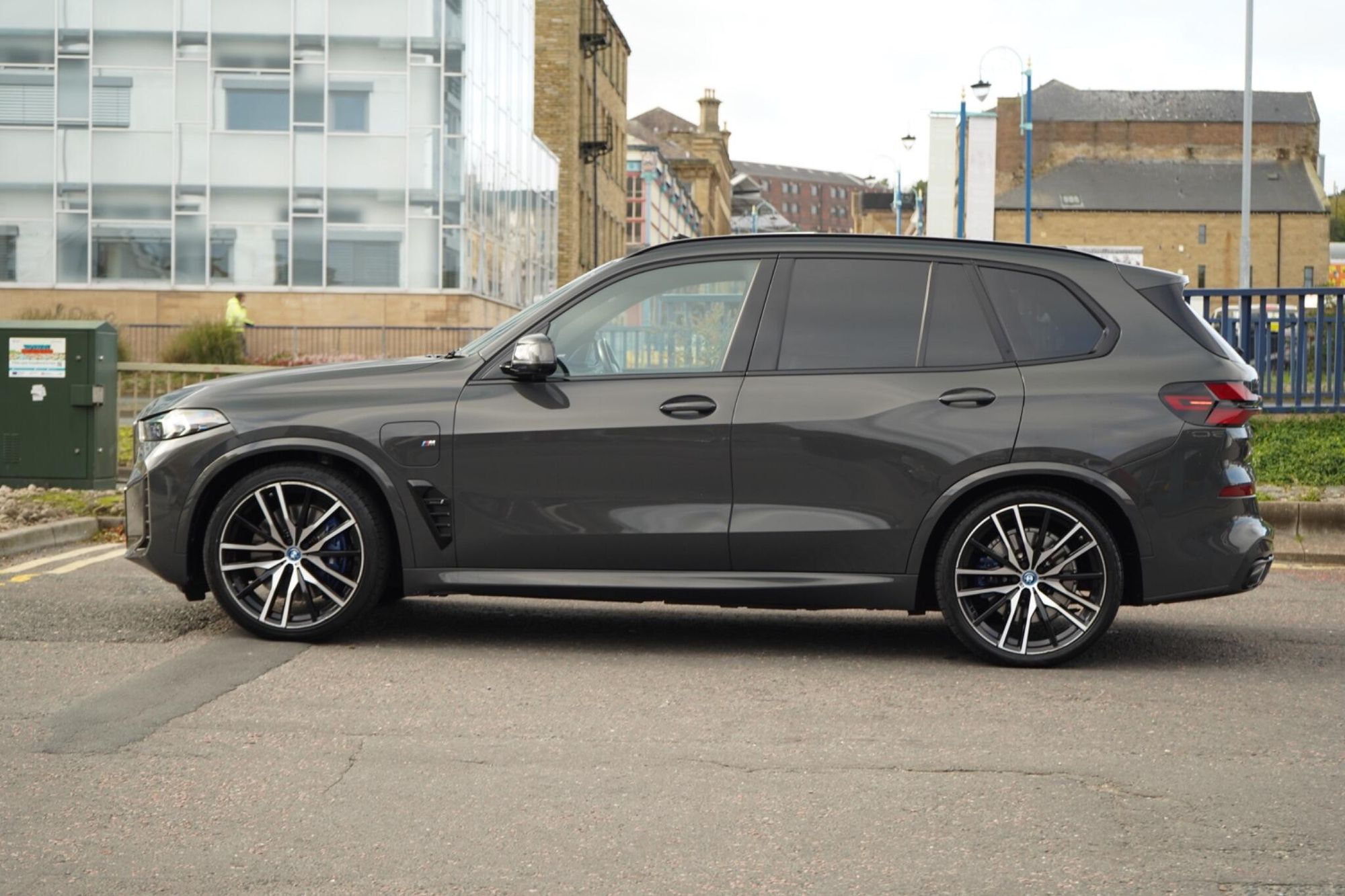 BMW X5 ESTATE xDrive50e M Sport 5dr Auto for sale UK - Slide 9