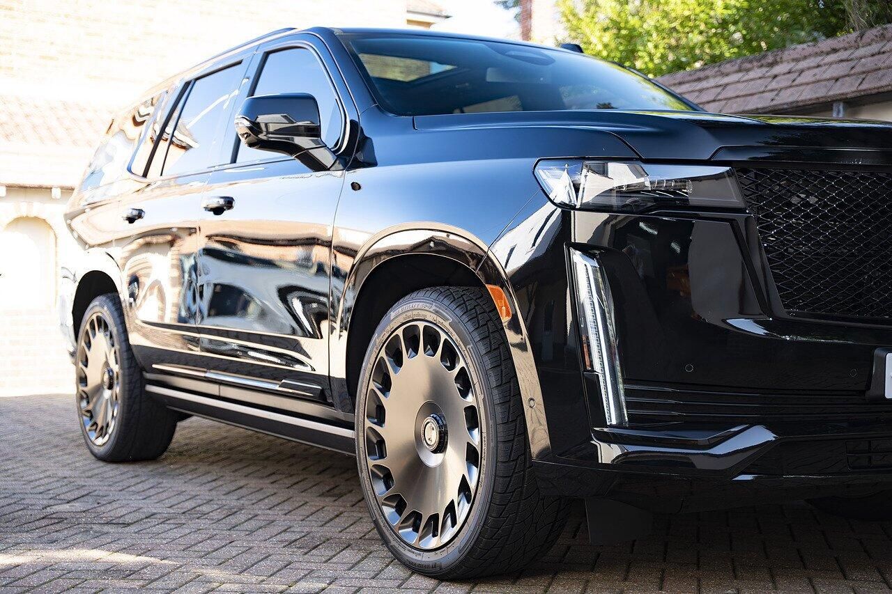 CADILLAC ESCALADE STATION WAGON 6.2 V8 VVT Sport Luxury 5dr Auto for sale UK - Slide 7
