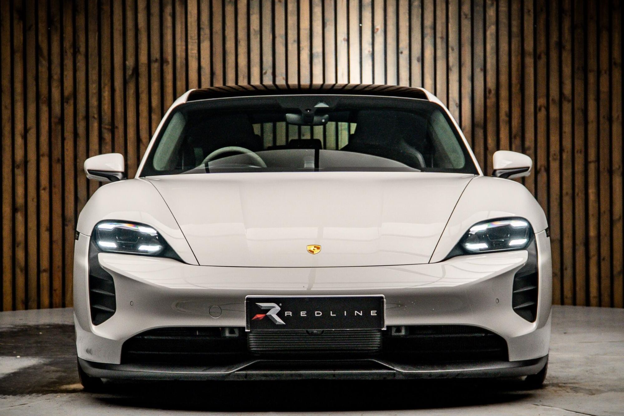 PORSCHE TAYCAN SPORT TURISMO 440kW GTS 93kWh 5dr Auto for sale UK - Slide 5