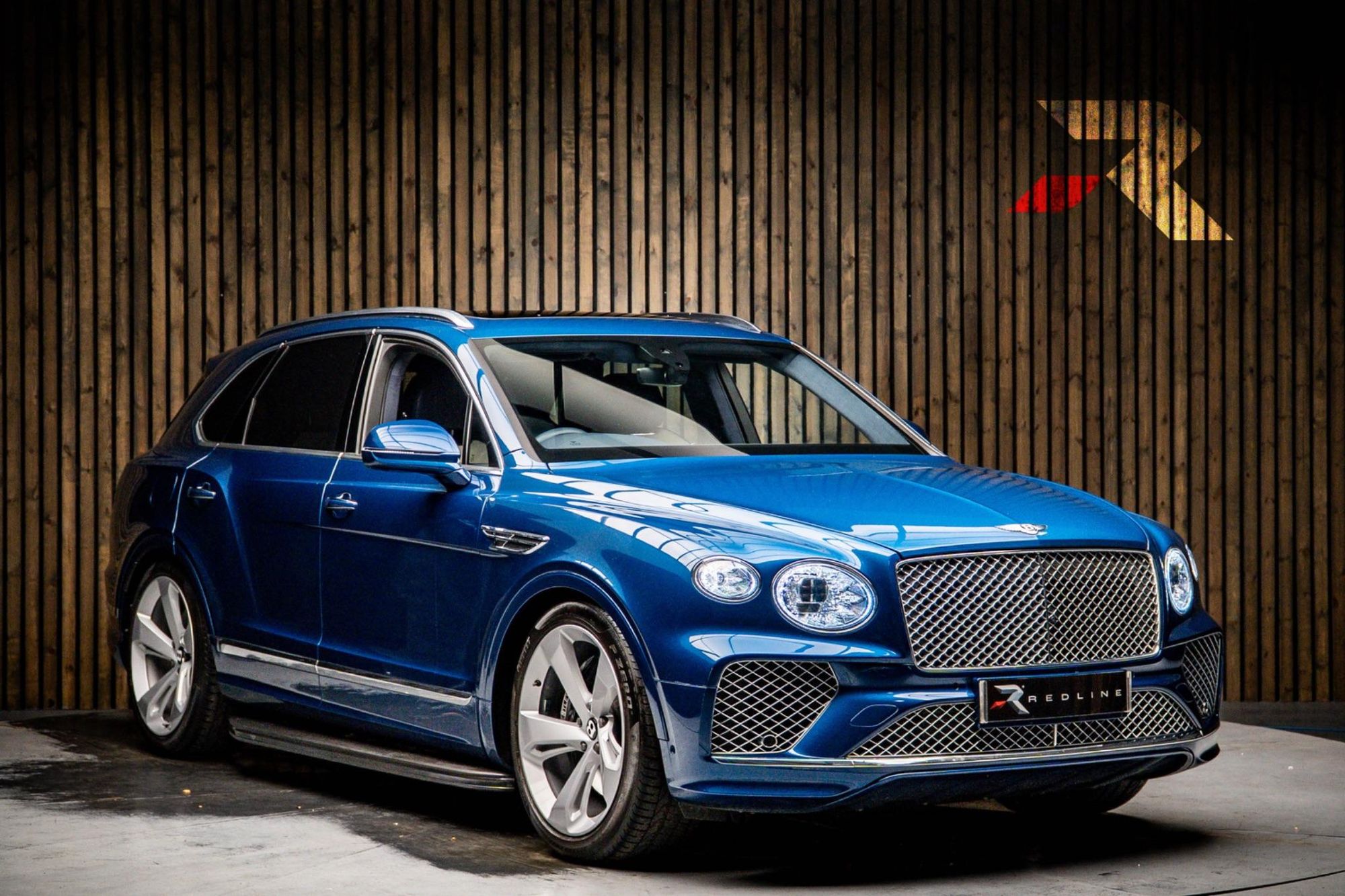 BENTLEY BENTAYGA ESTATE 4.0 V8 5dr Auto for sale UK