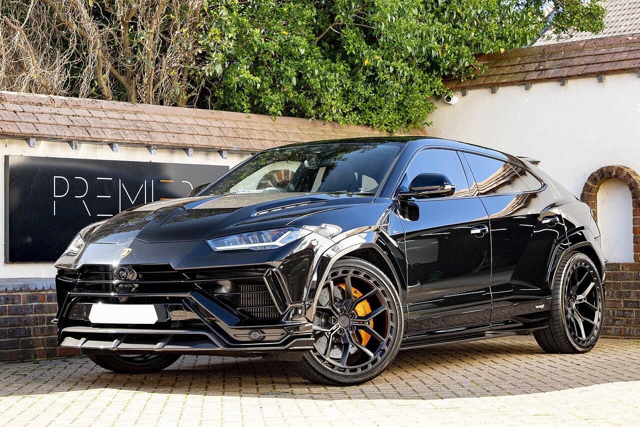LAMBORGHINI URUS ESTATE 4.0T FSI V8 S 5dr Auto for sale UK