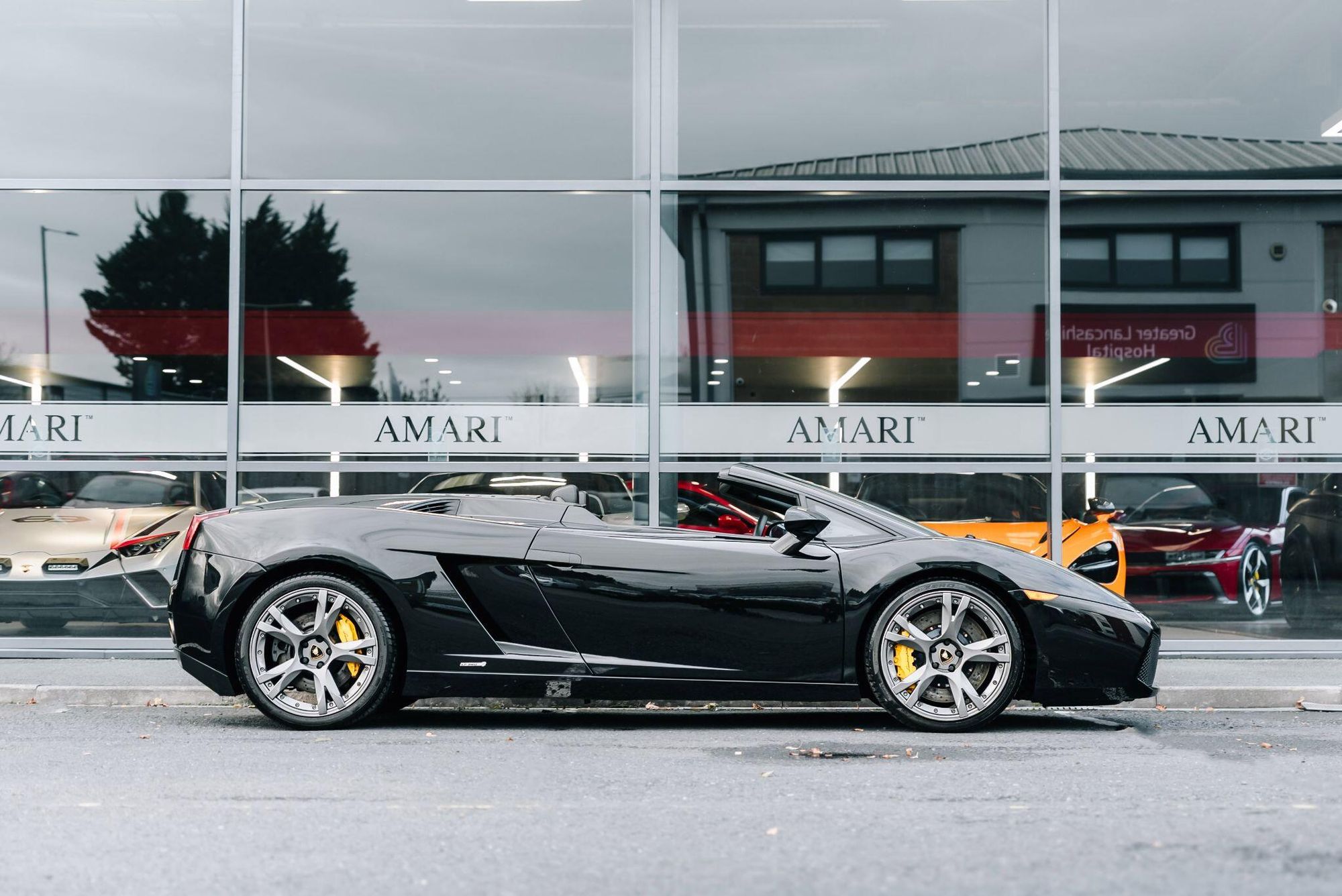 LAMBORGHINI GALLARDO SPYDER Spyder 2dr for sale UK - Slide 3