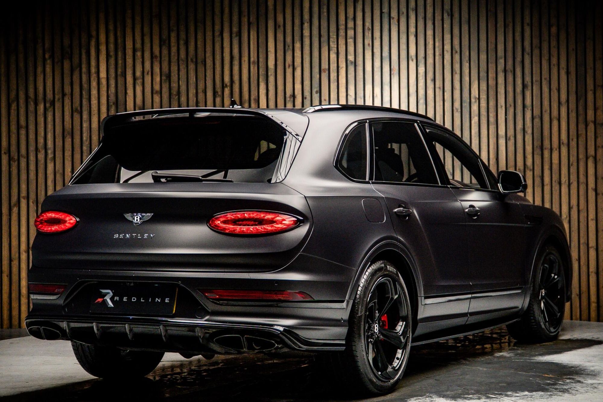 BENTLEY BENTAYGA ESTATE 4.0 V8 S 5dr Auto for sale UK - Slide 4