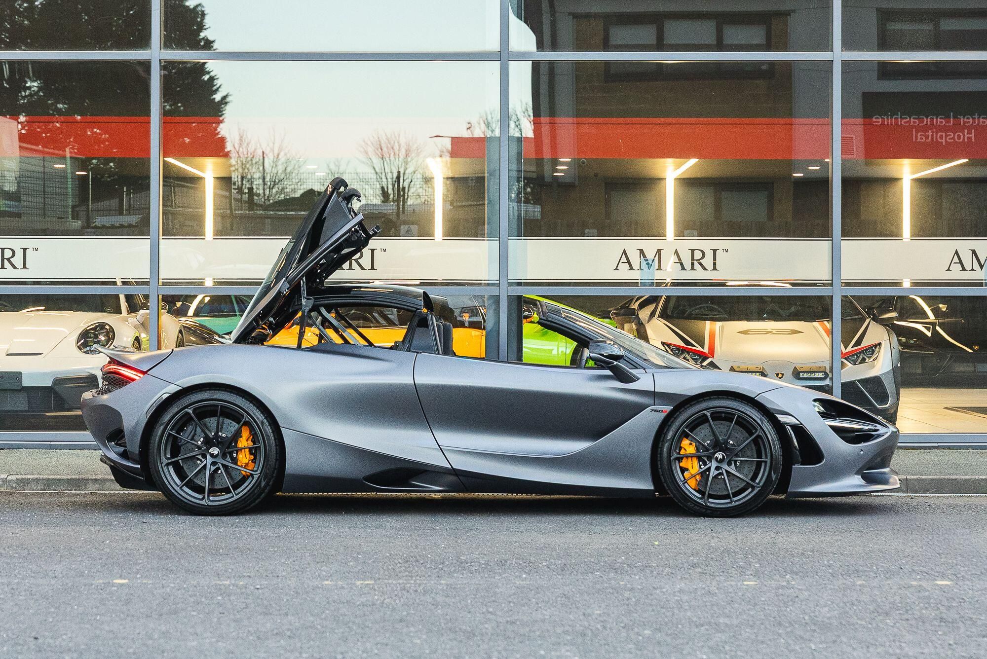 MCLAREN 750 S SPIDER V8 2dr SSG Auto for sale UK - Slide 6