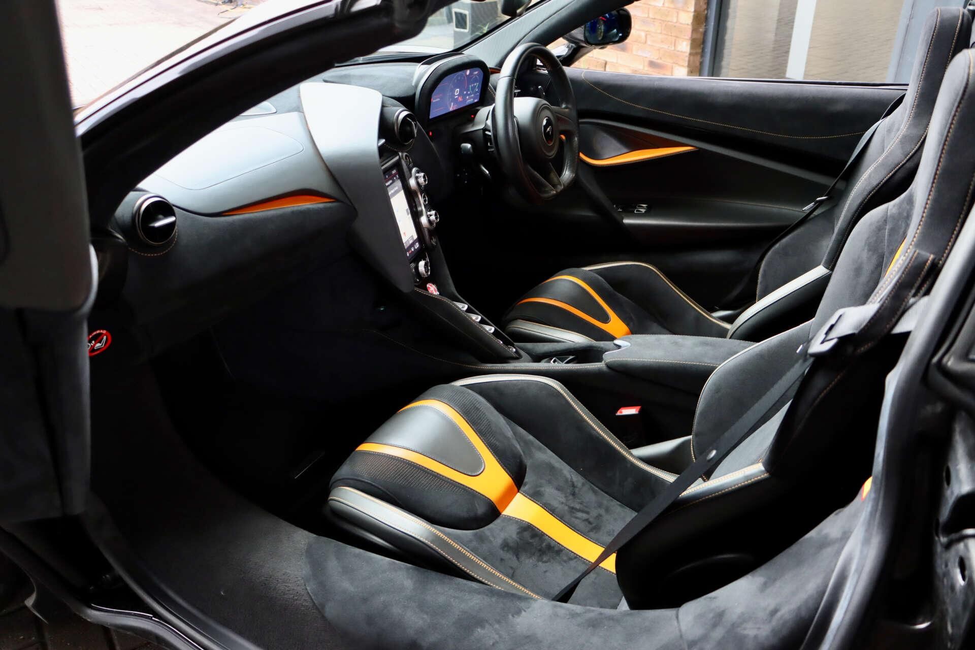 MCLAREN 720 S SPIDER V8 2dr SSG Auto for sale UK - Slide 9