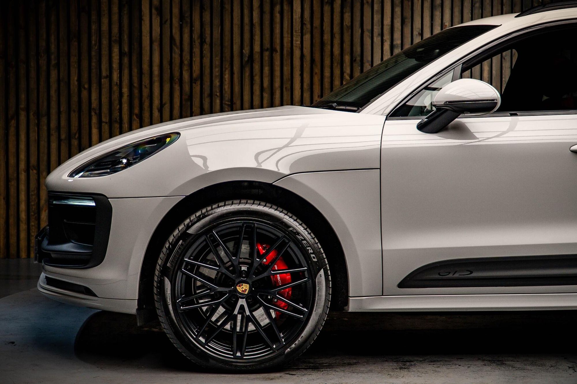 PORSCHE MACAN ESTATE GTS 5dr PDK for sale UK - Slide 9