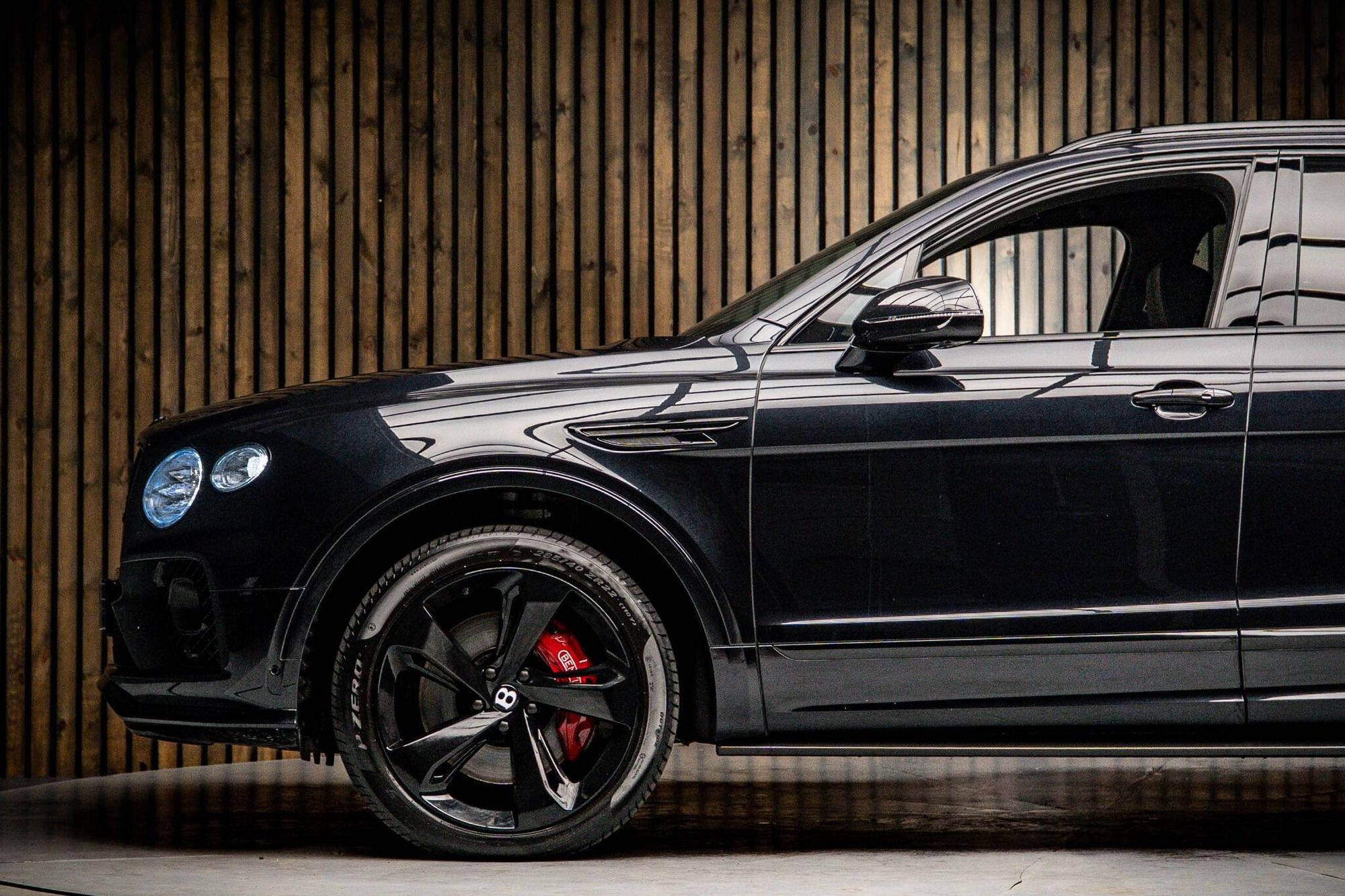 BENTLEY BENTAYGA ESTATE 4.0 V8 5dr Auto for sale UK - Slide 9