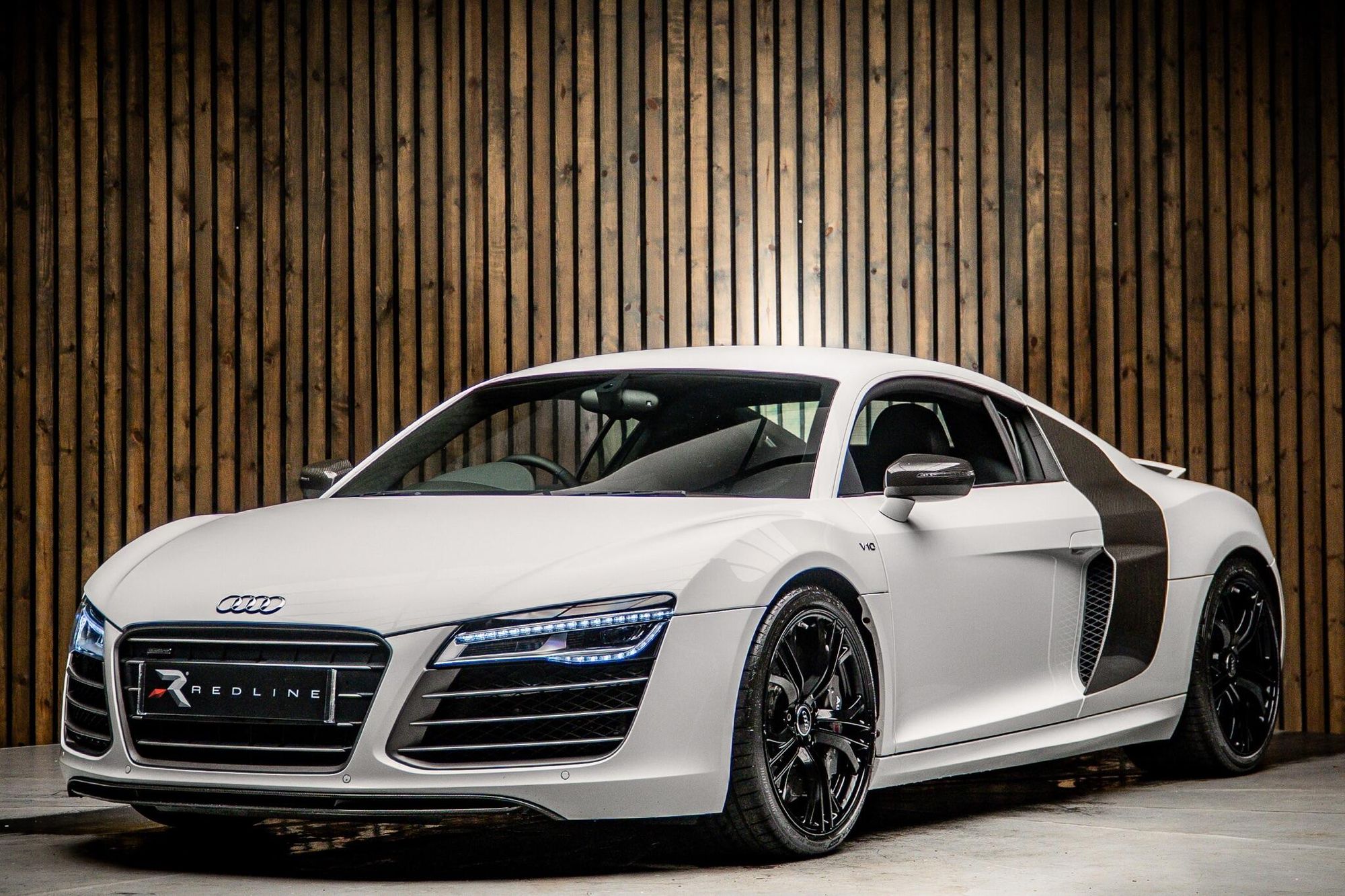 AUDI R8 COUPE 5.2 FSI [550] V10 Plus Quattro 2dr S Tronic for sale UK - Slide 8