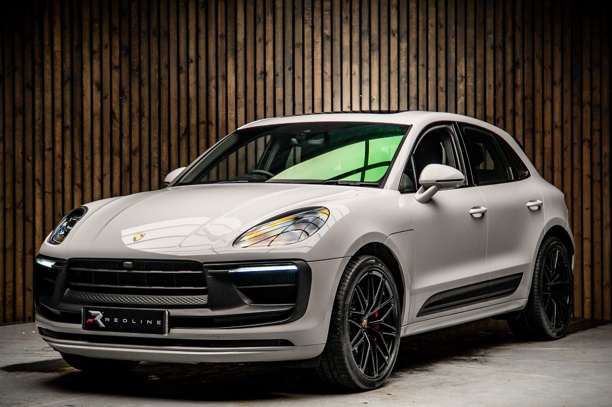 PORSCHE MACAN ESTATE GTS 5dr PDK for sale UK - Slide 8