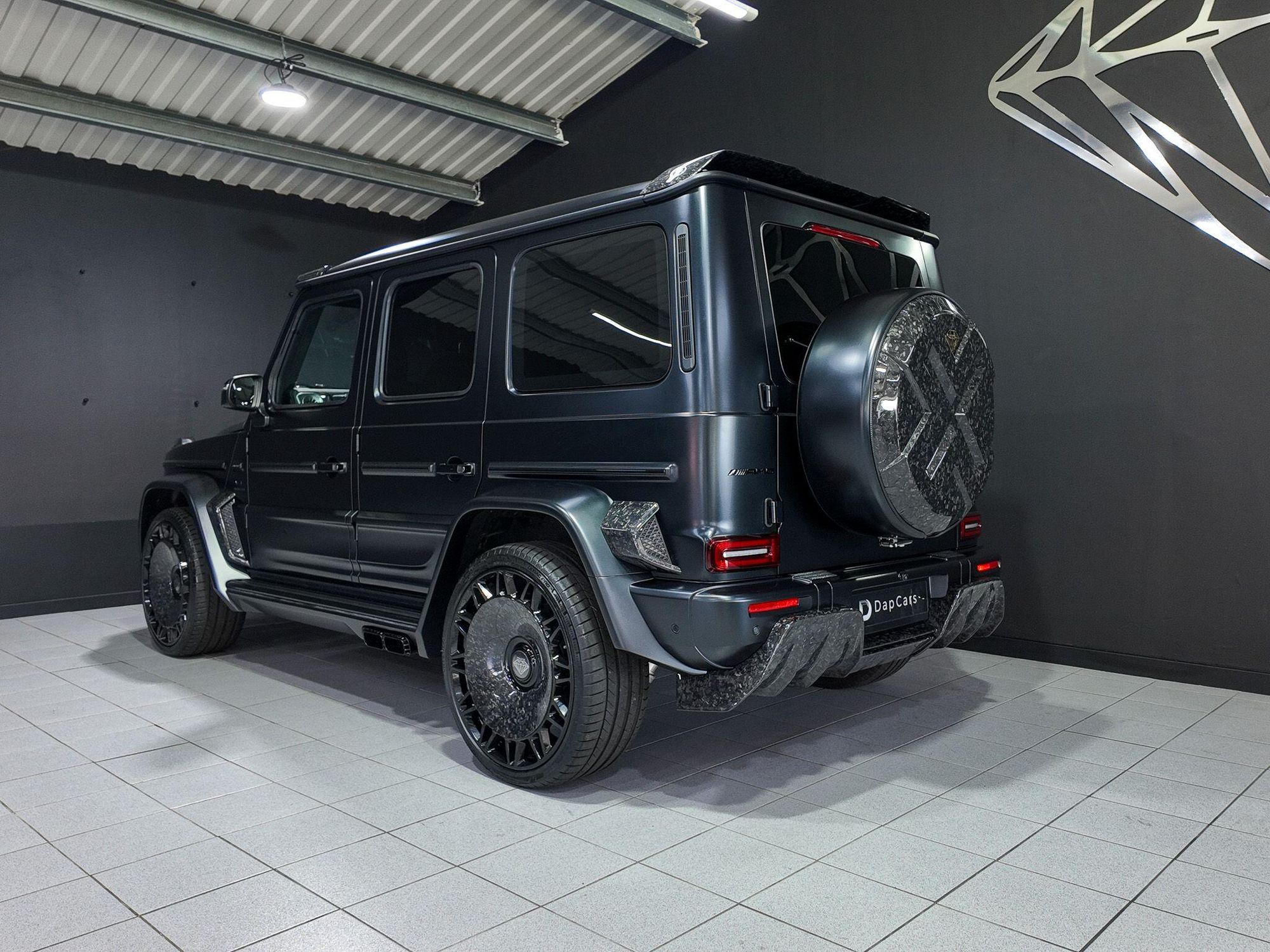 MERCEDES-BENZ G CLASS AMG STATION WAGON SPECIAL EDITIONS G63 Carbon Edition 5dr 9G-Tronic for sale UK - Slide 4