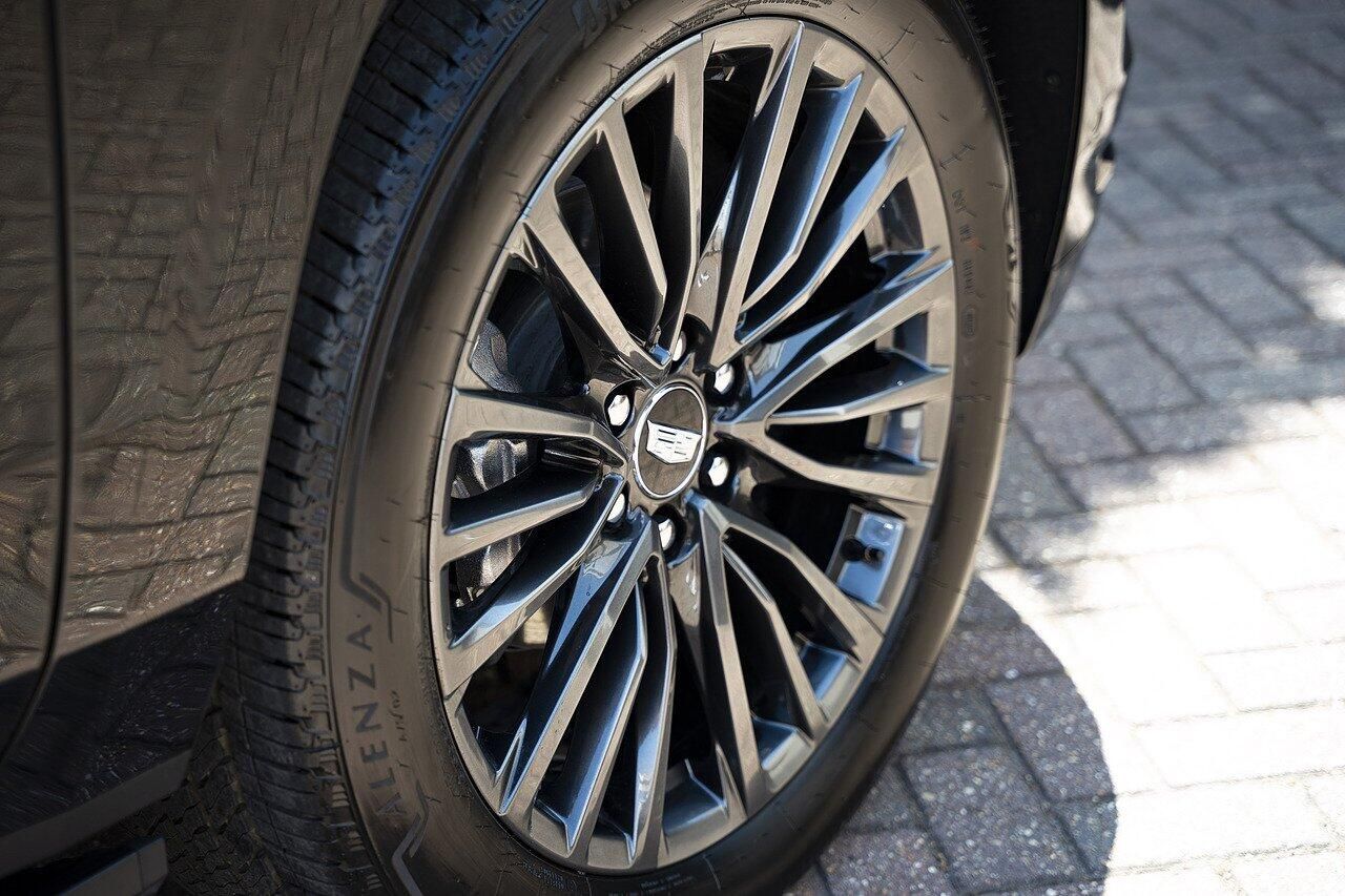 CADILLAC ESCALADE STATION WAGON 6.2 V8 Sport Platinum 5dr Auto for sale UK - Slide 6