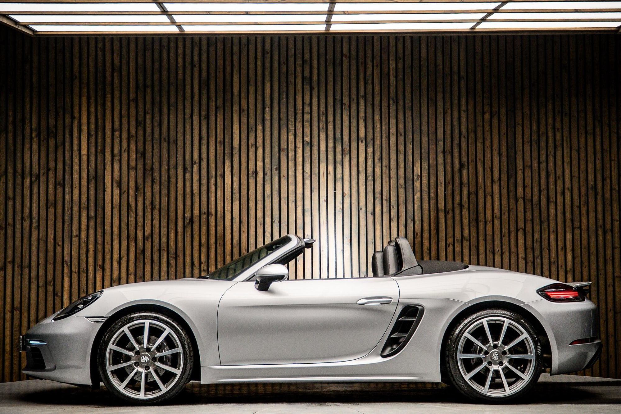 PORSCHE BOXSTER 718 ROADSTER 2.0 2dr PDK for sale UK - Slide 8