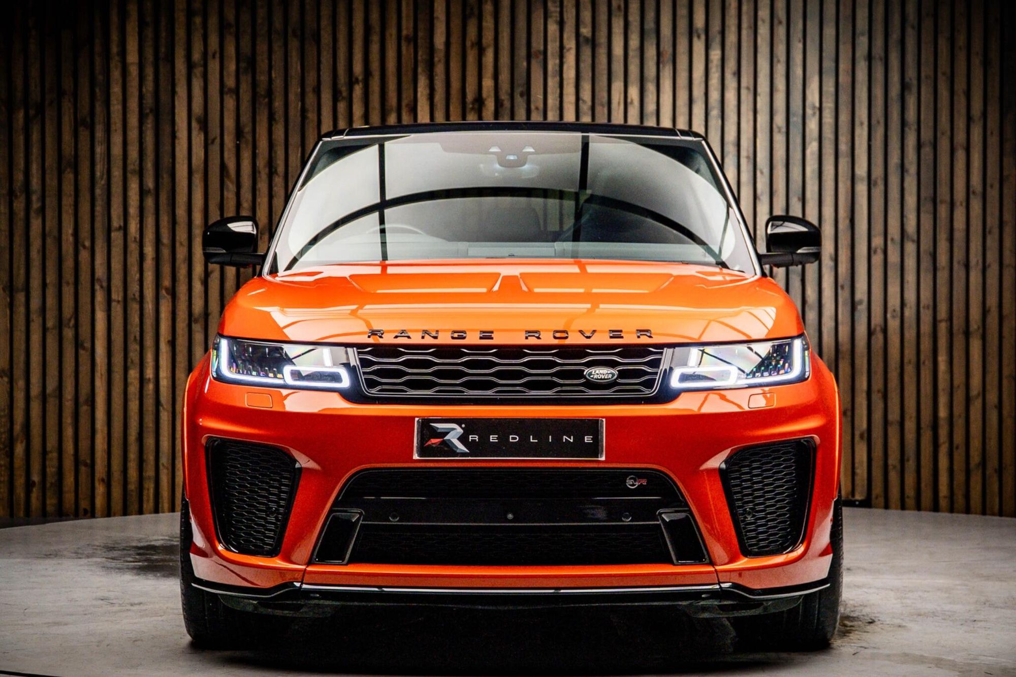 LAND ROVER RANGE ROVER SPORT ESTATE 5.0 P575 S/C SVR 5dr Auto for sale UK - Slide 5