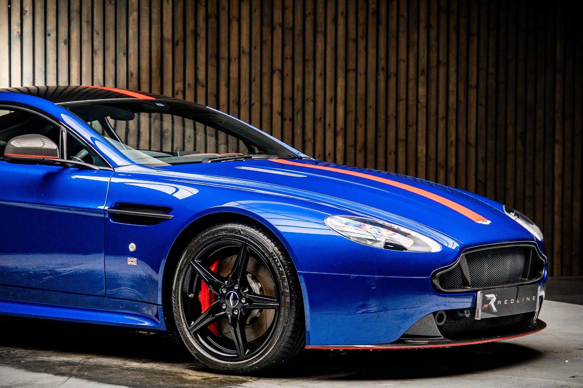 ASTON MARTIN VANTAGE V8 COUPE SPECIAL EDITIONS AMR 2dr for sale UK - Slide 10
