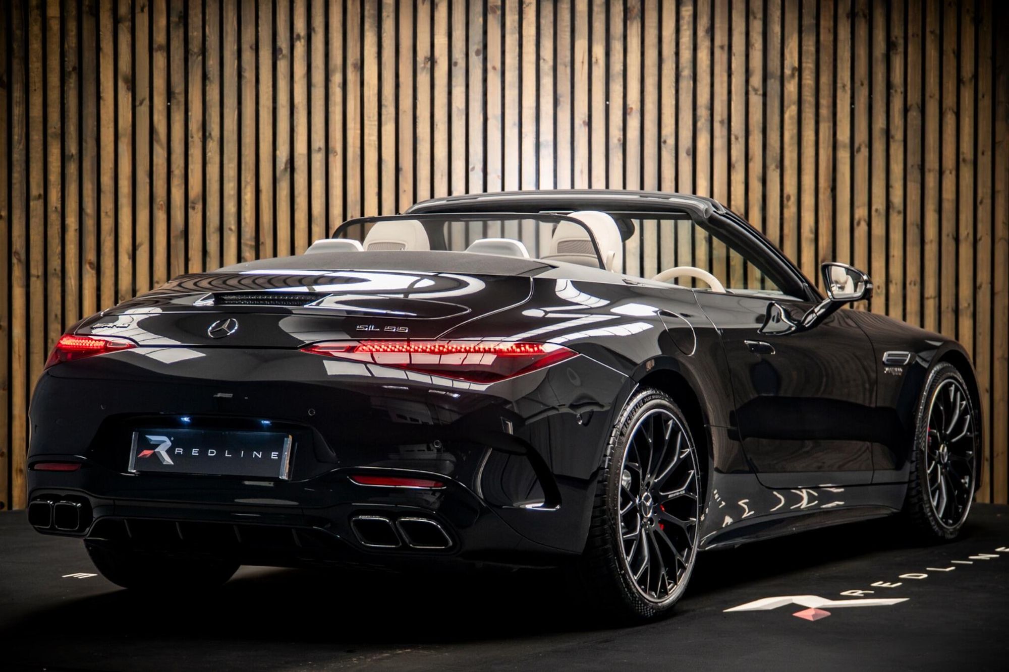 MERCEDES-BENZ SL CLASS SL AMG CONVERTIBLE SL 55 4Matic+ Premium Plus 2dr Auto for sale UK - Slide 4