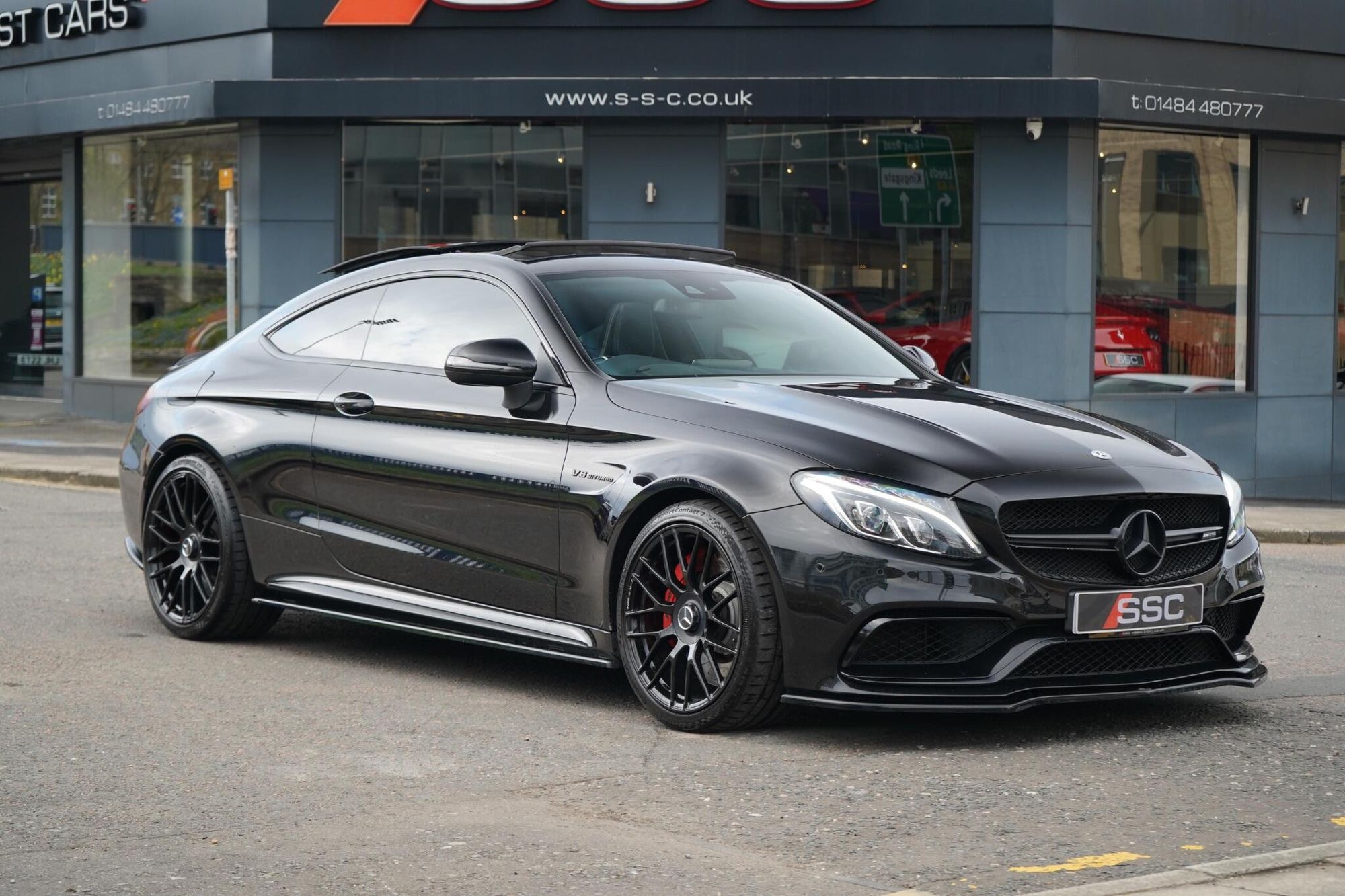 MERCEDES-BENZ C CLASS AMG COUPE C63 S Premium 2dr Auto for sale UK - Slide 5