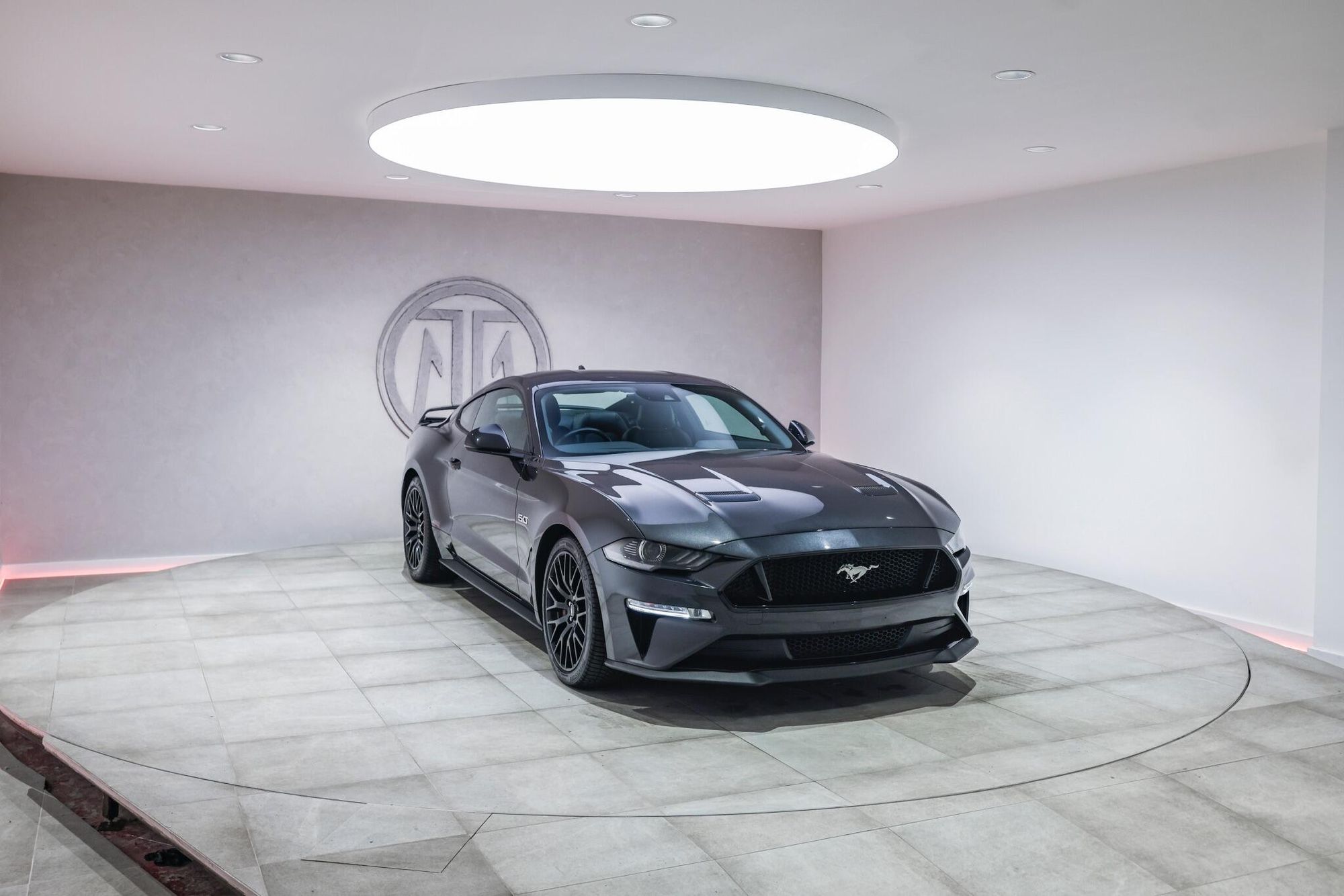 FORD MUSTANG FASTBACK 5.0 V8 GT 2dr Auto for sale UK - Slide 10