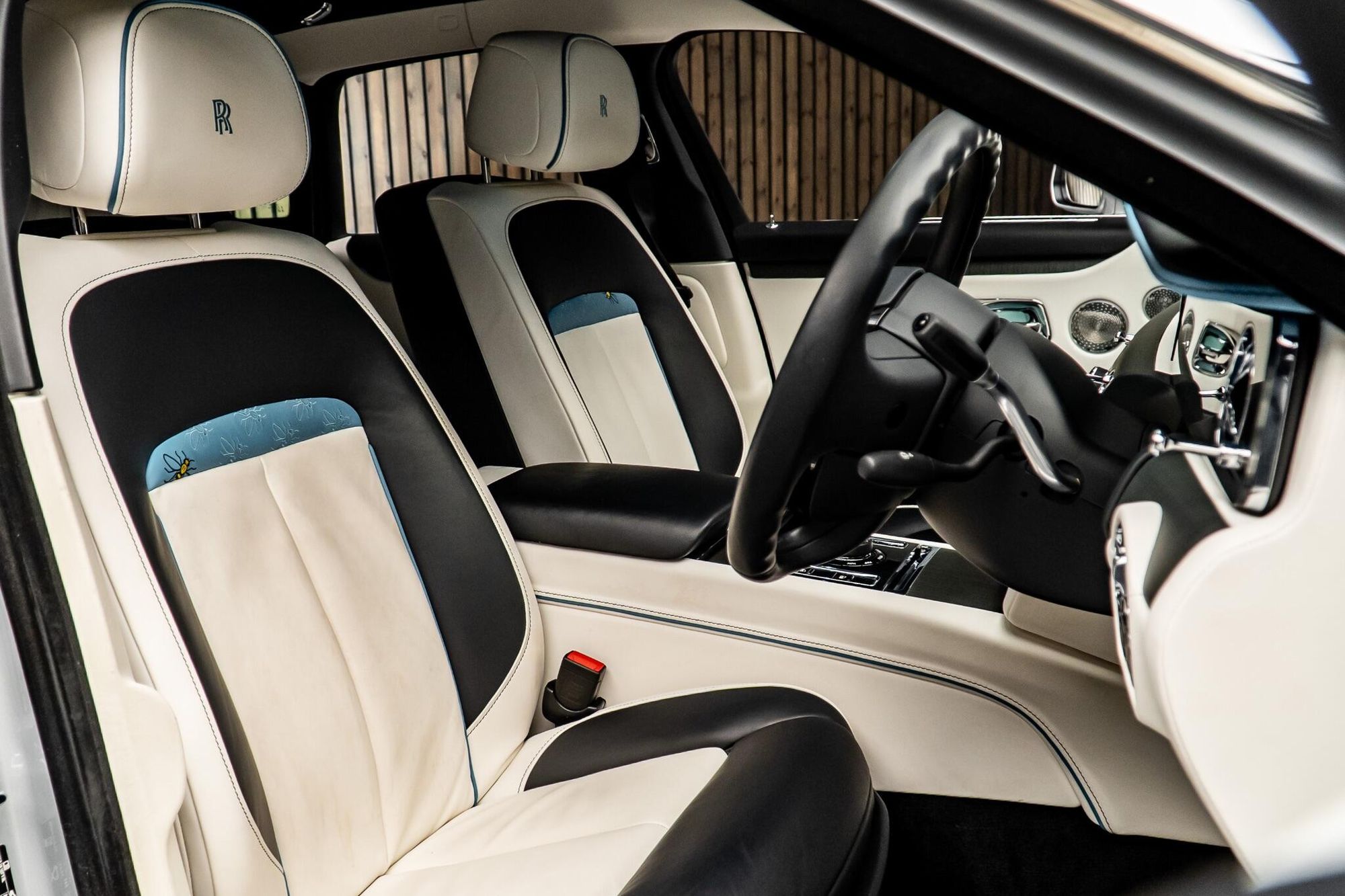 ROLLS-ROYCE GHOST SALOON 4dr Auto for sale UK - Slide 2