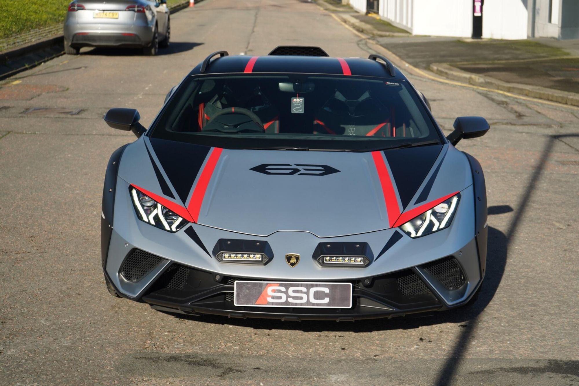 LAMBORGHINI HURACAN EVO COUPE 5.2 V10 610 Sterrato 2dr Auto AWD for sale UK - Slide 5