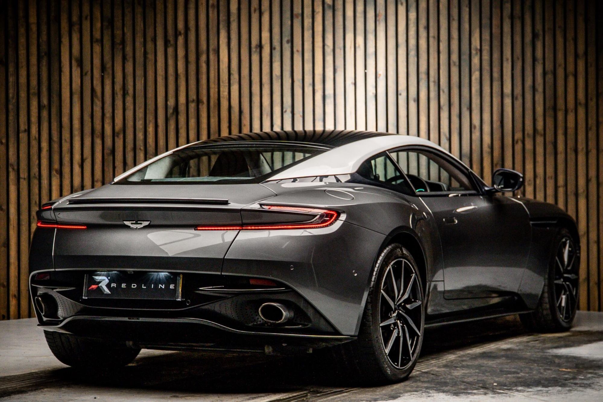 ASTON MARTIN DB11 COUPE V12 2dr Touchtronic Auto for sale UK - Slide 4