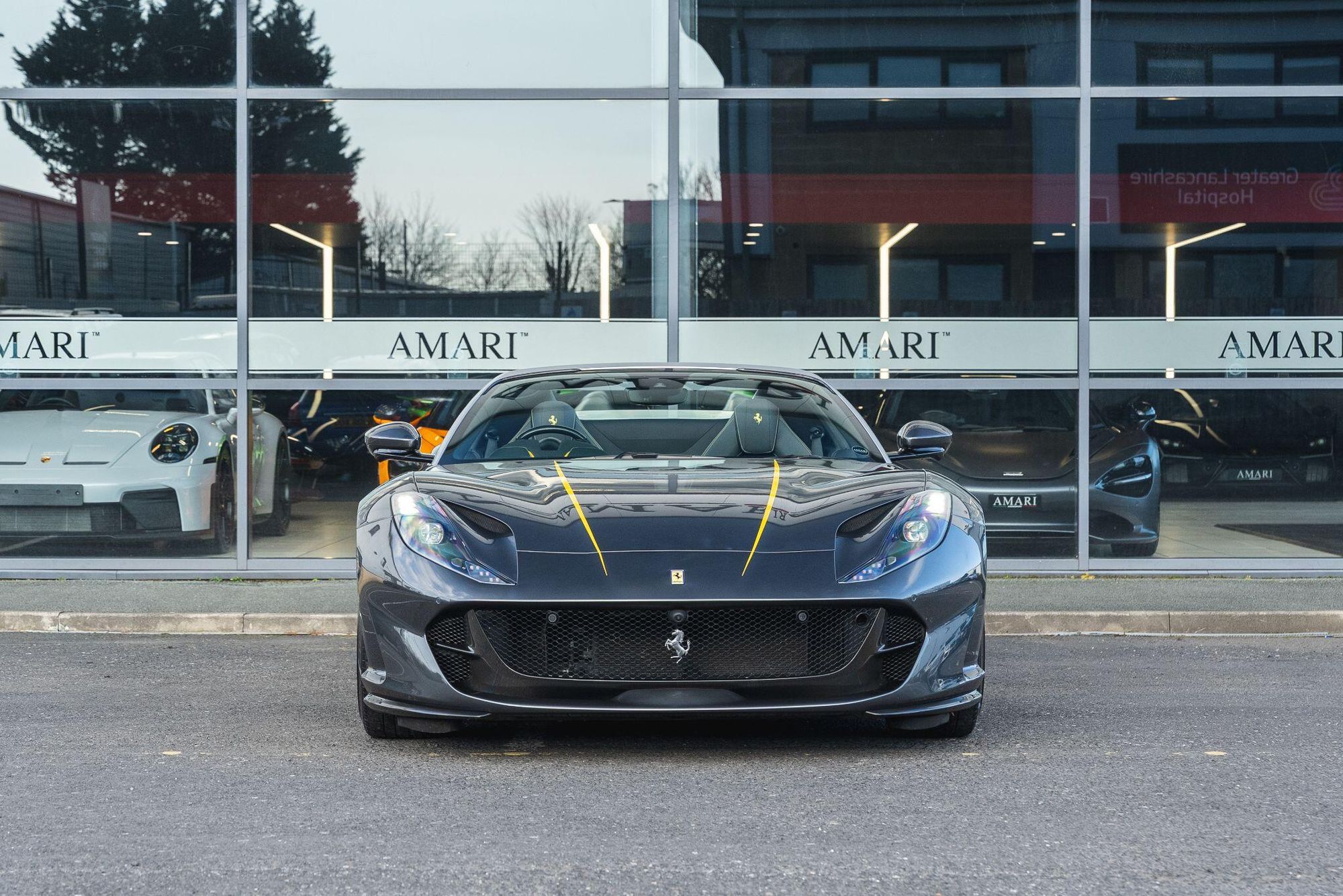 FERRARI 812 SUPERFAST GTS 2dr Auto for sale UK - Slide 2