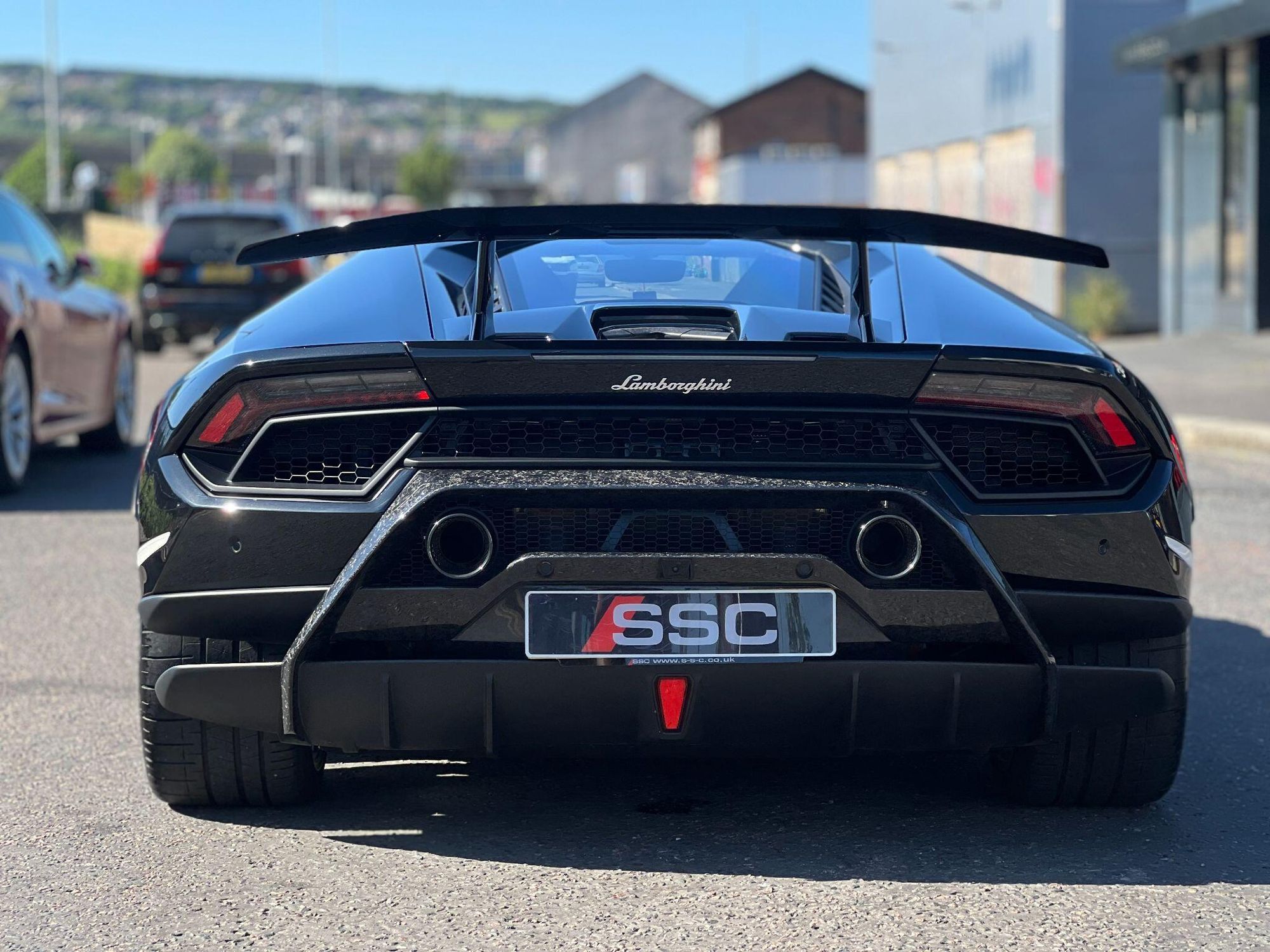 LAMBORGHINI HURACAN COUPE LP 640-4 Performante 2dr LDF for sale UK - Slide 9