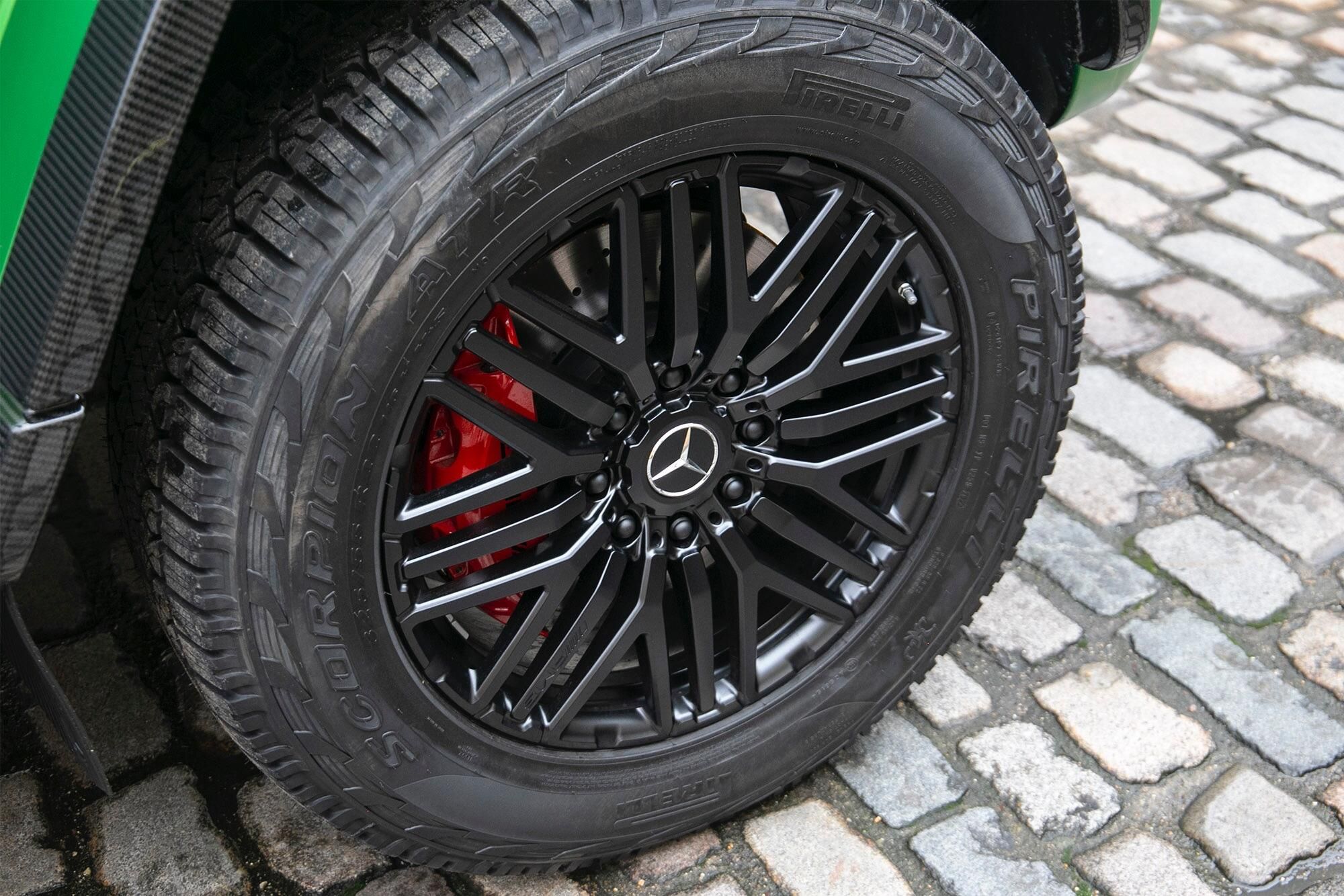 MERCEDES-BENZ G CLASS AMG STATION WAGON SPECIAL EDITIONS G63 4×4 Squared [LHD] 5dr 9G-Tronic for sale UK - Slide 10