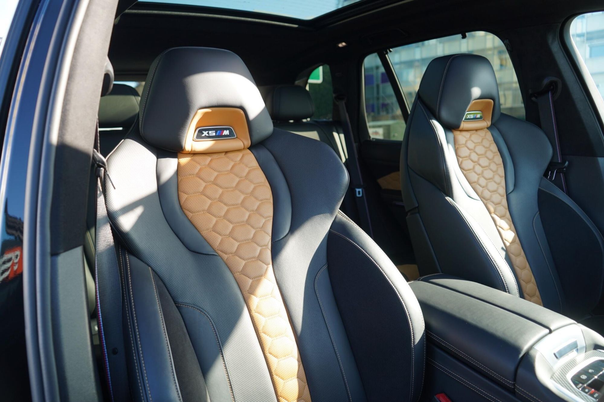 BMW X5 M ESTATE xDrive X5 M Competition 5dr Step Auto for sale UK - Slide 3
