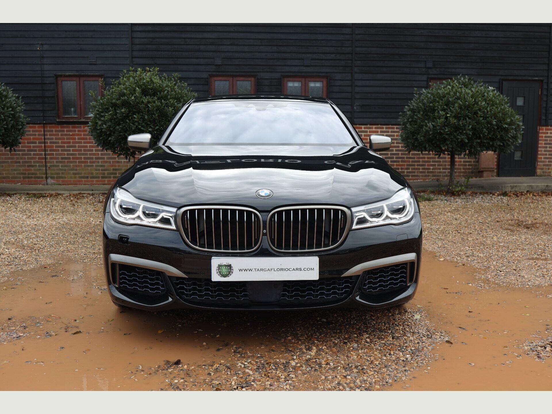BMW 7 SERIES SALOON M760Li xDrive V12 4dr Auto for sale UK - Slide 6