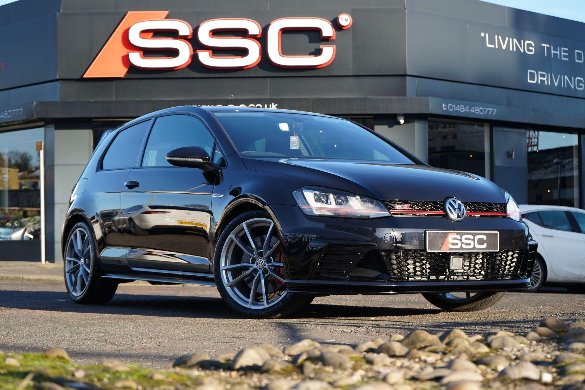 VOLKSWAGEN GOLF HATCHBACK SPECIAL EDITION 2.0 TSI GTI Clubsport S 3dr for sale UK