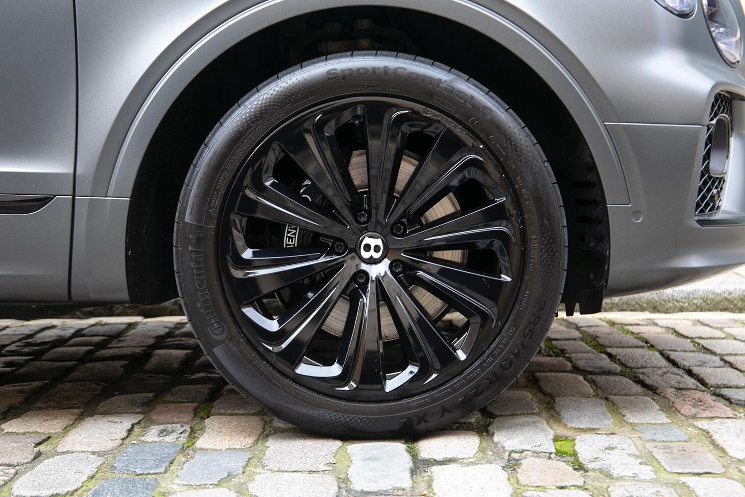 BENTLEY BENTAYGA ESTATE 3.0 V6 Hybrid 5dr Auto for sale UK - Slide 8