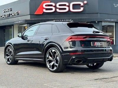 AUDI Q8 ESTATE SQ8 TFSI Quattro Vorsprung 5dr Tiptronic for sale UK - Slide 2