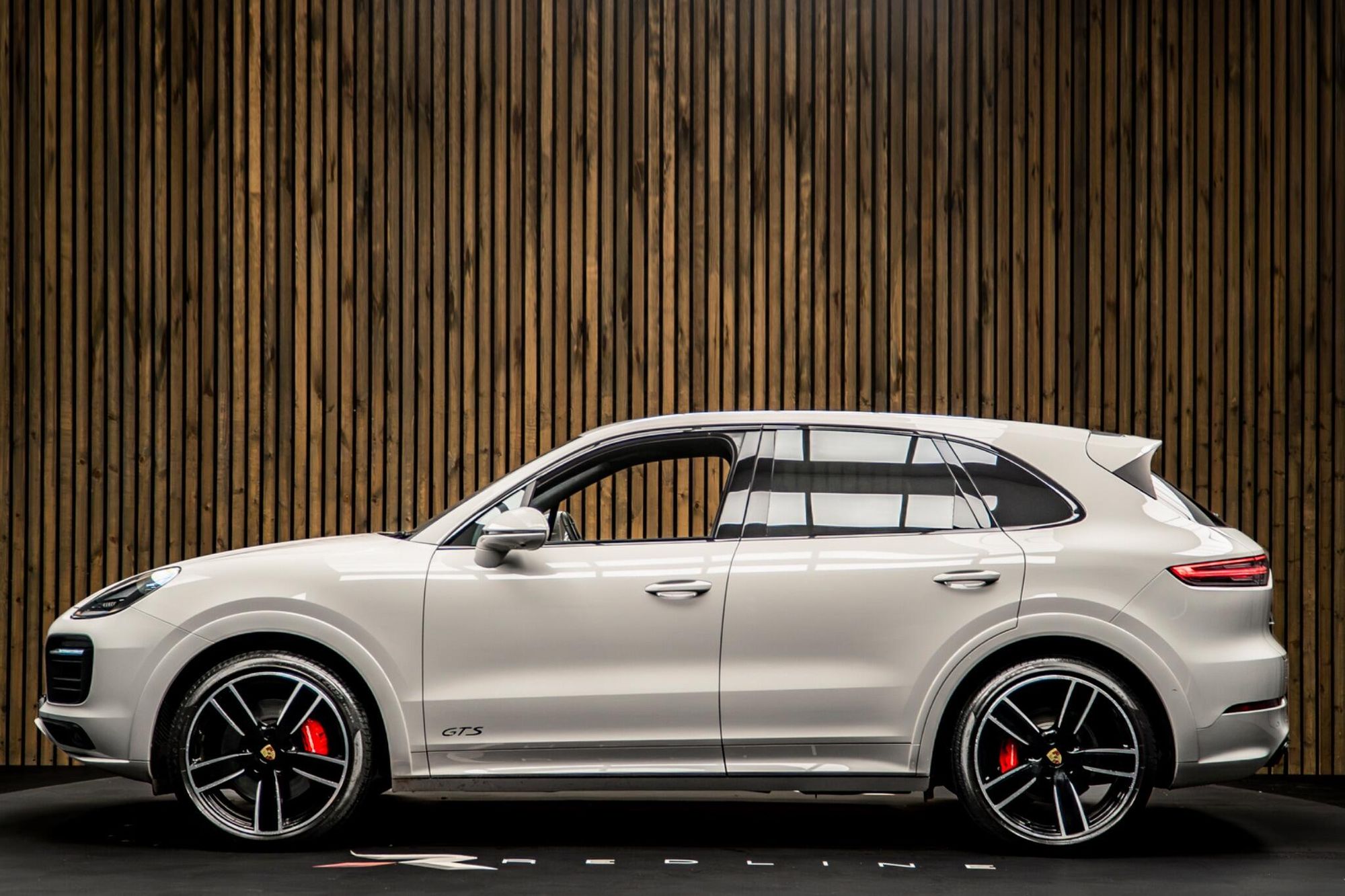 PORSCHE CAYENNE ESTATE GTS 5dr Tiptronic S for sale UK - Slide 7