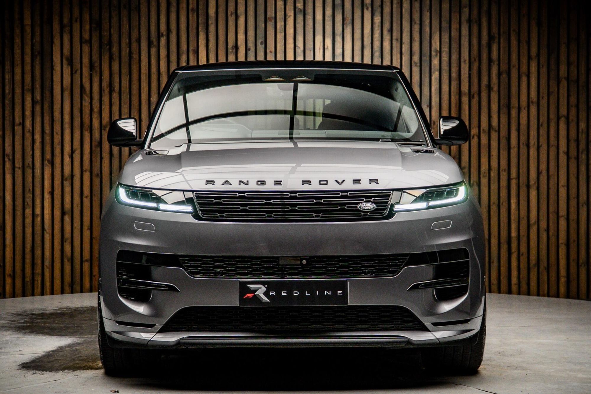 LAND ROVER RANGE ROVER SPORT ESTATE 3.0 P400 Autobiography 5dr Auto for sale UK - Slide 5