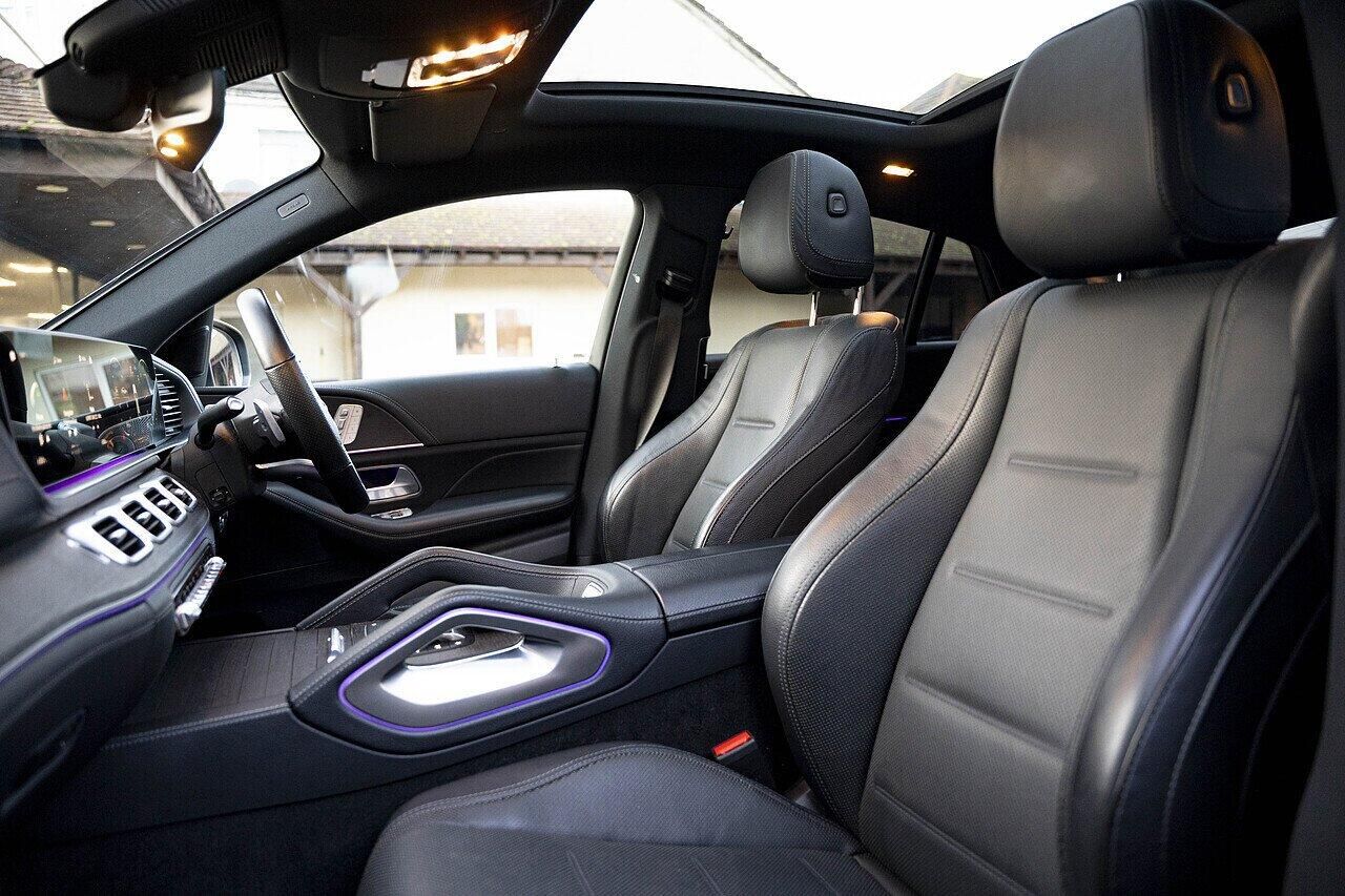 MERCEDES-BENZ GLE COUPE GLE DIESEL COUPE GLE 400d 4Matic AMG Line Premium + 5dr 9G-Tronic for sale UK - Slide 9